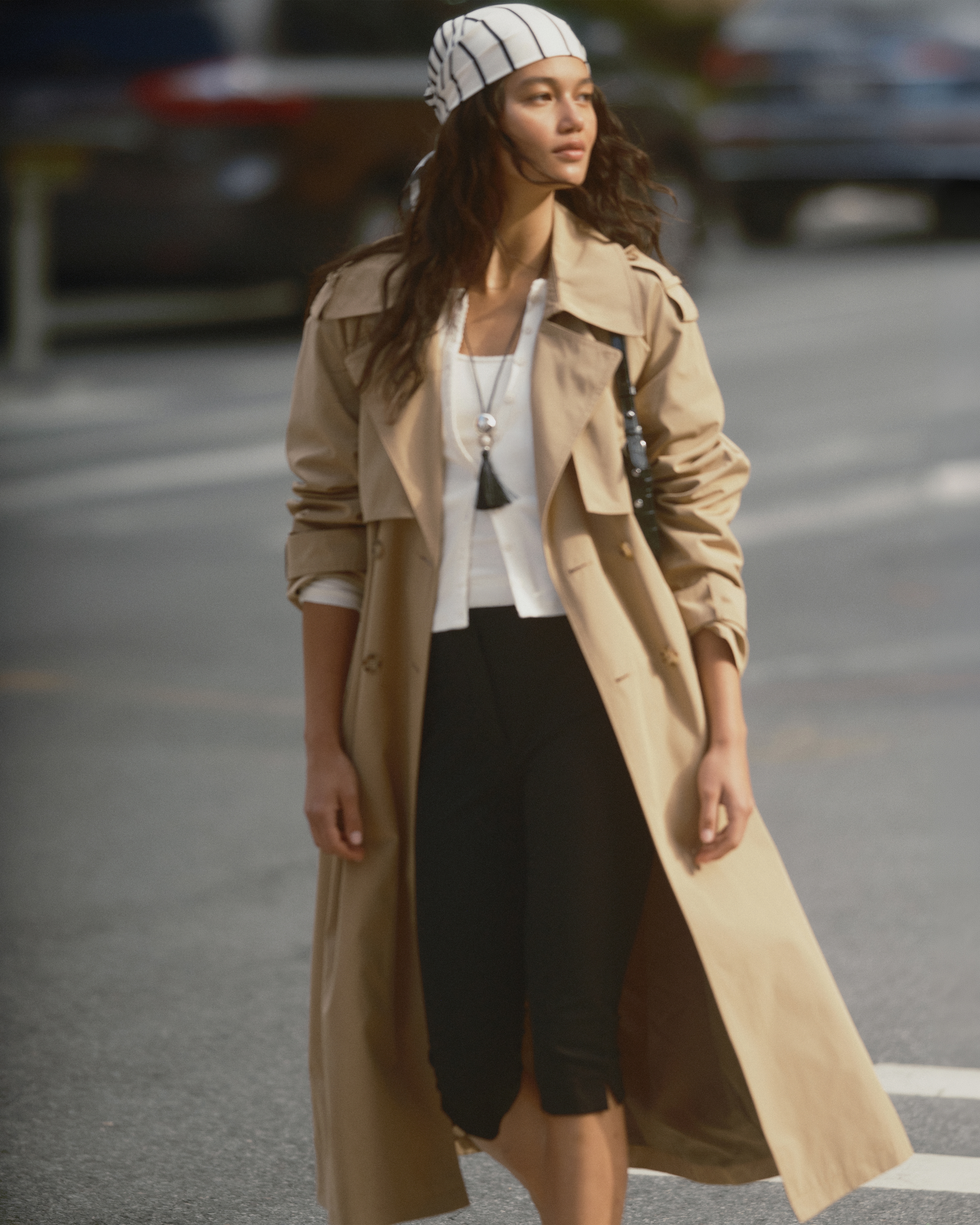 Женские куртки Abercrombie & Fitch A&F Carrie Long Trench Coat — фото 2