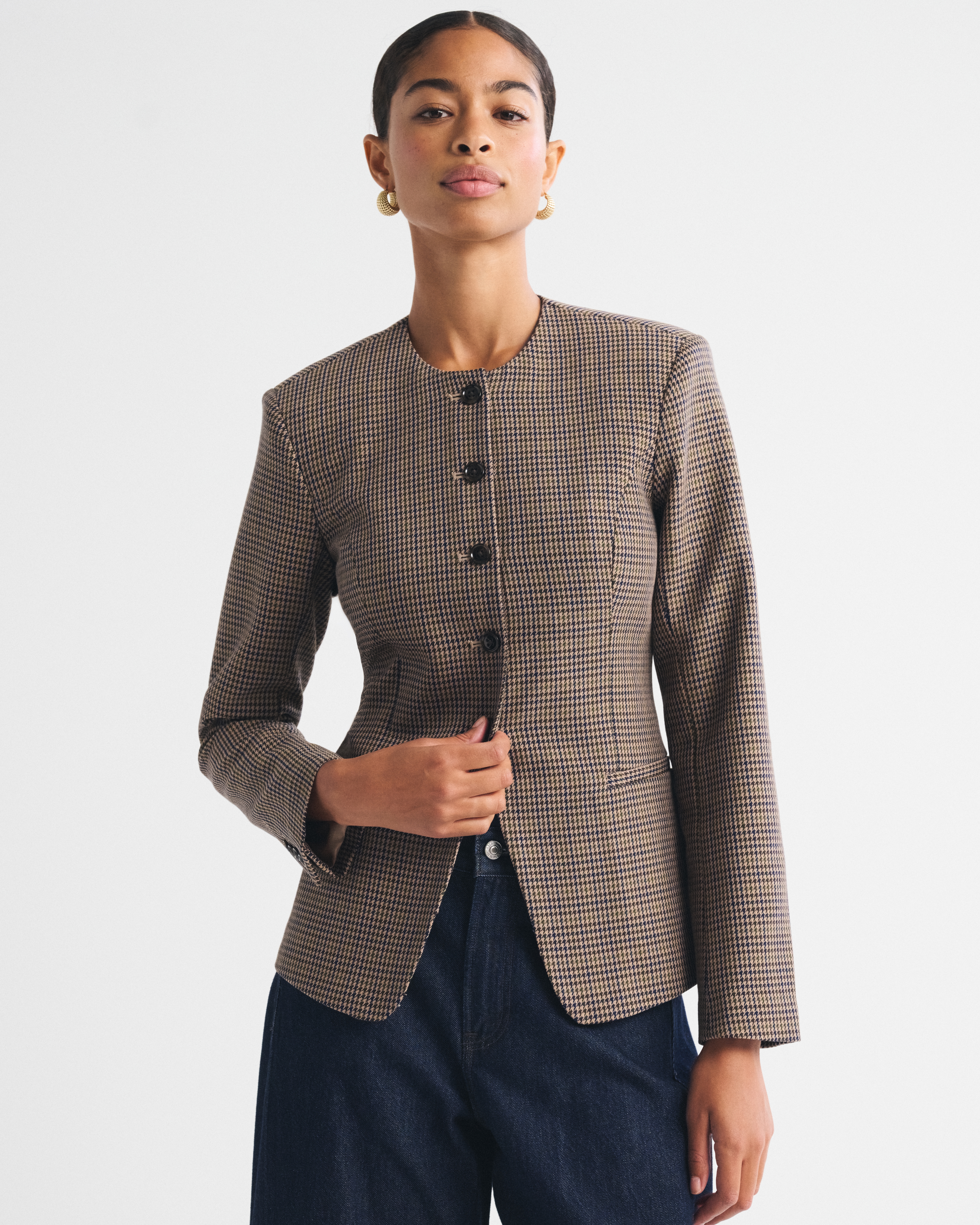 Женский пиджак Abercrombie & Fitch Collarless Suiting Blazer, цвет: Коричневая гусиная лапка — фото 2