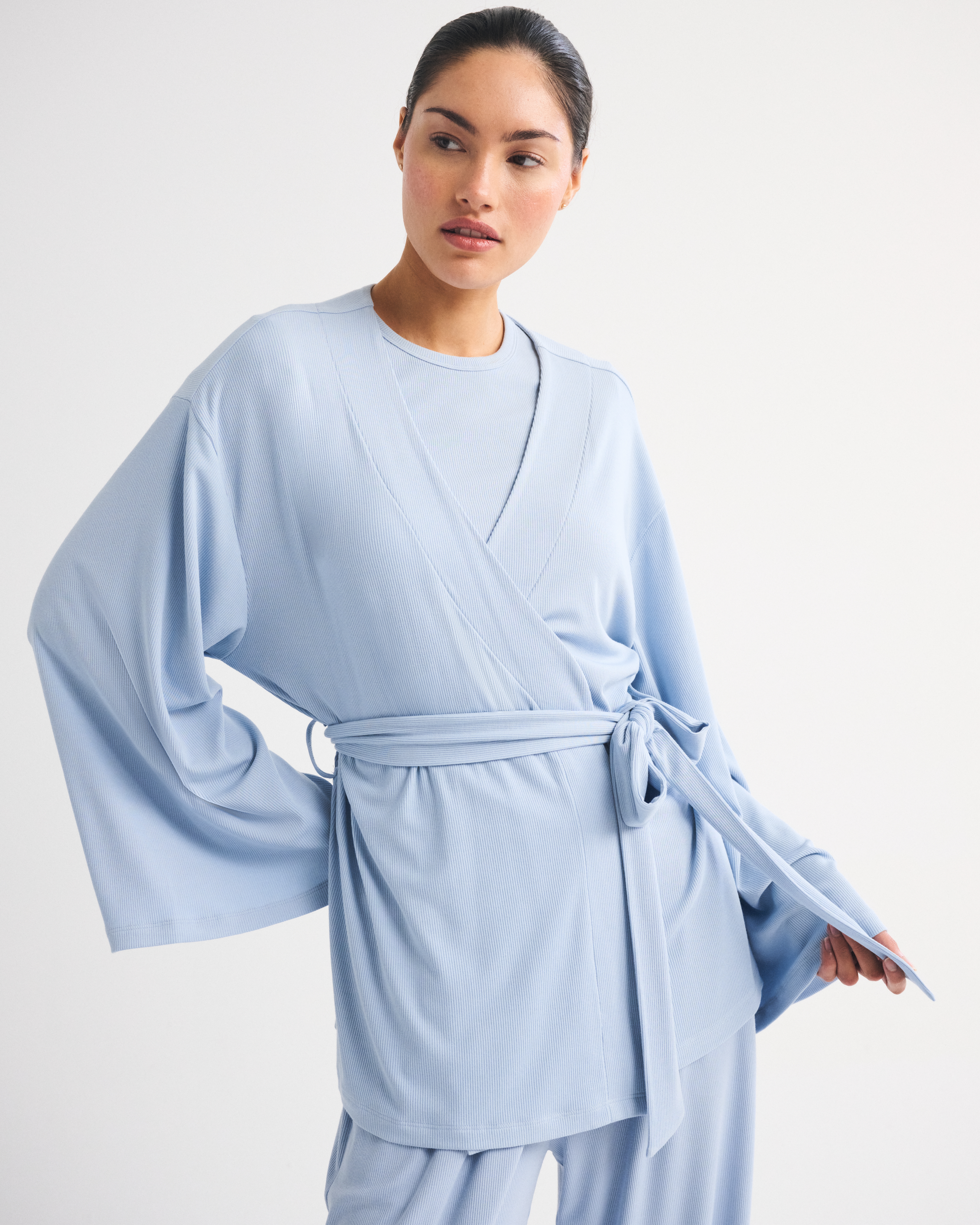 Женские топы Abercrombie & Fitch Modal-Blend Lounge Rib Wrap Top — фото 2