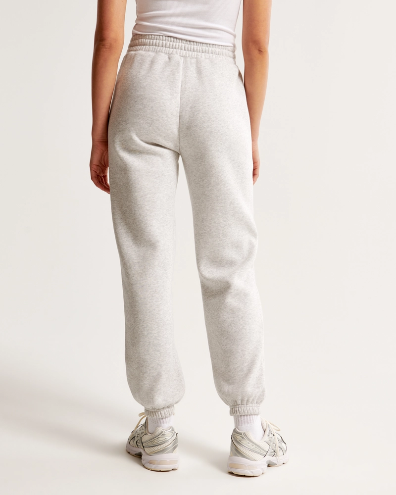 Essential Sunday Sweatpant