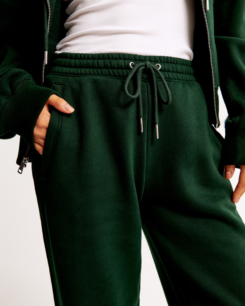 Essential Sunday Sweatpant