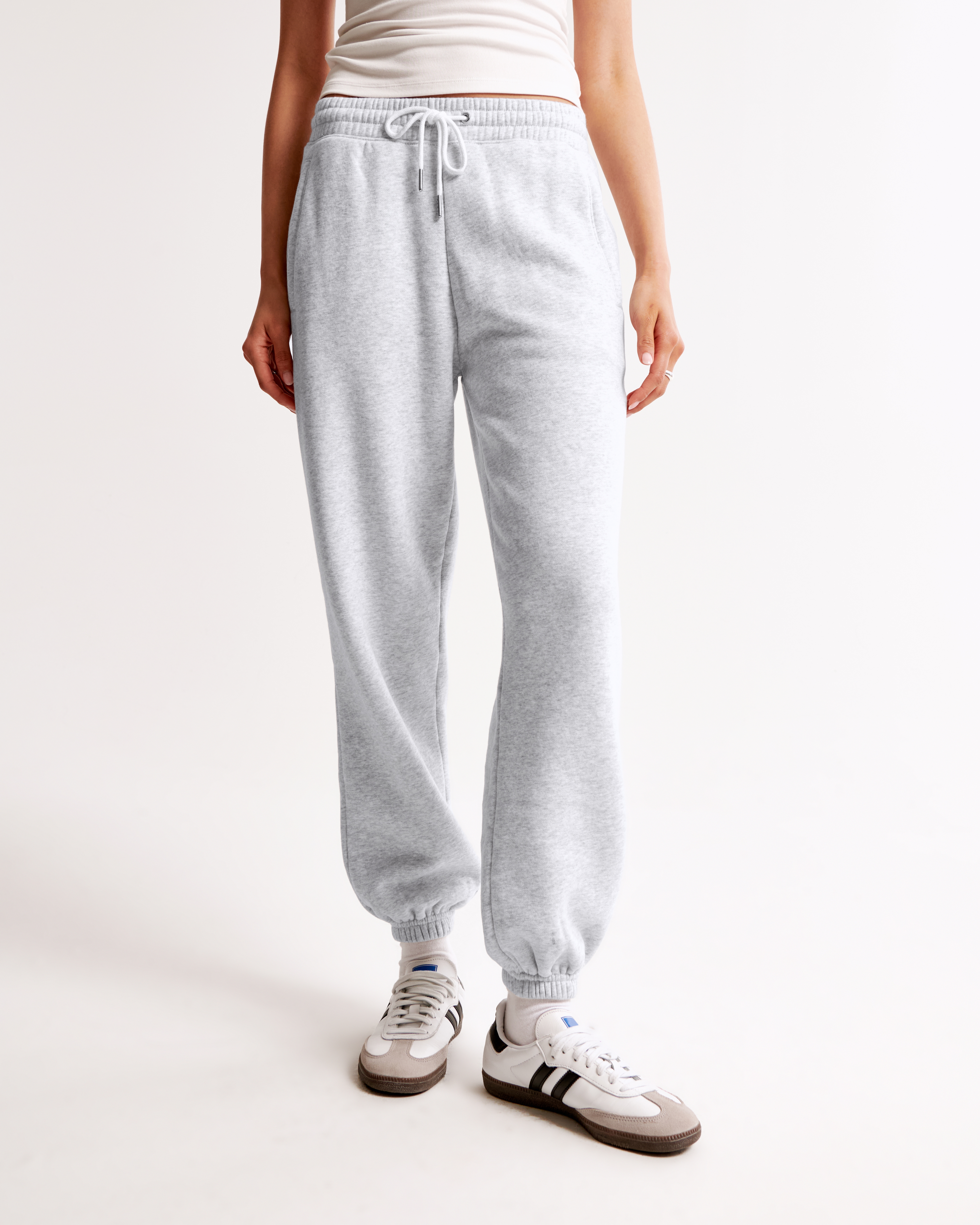 Abercrombie & Fitch Sunday Sweatpant In Gray
