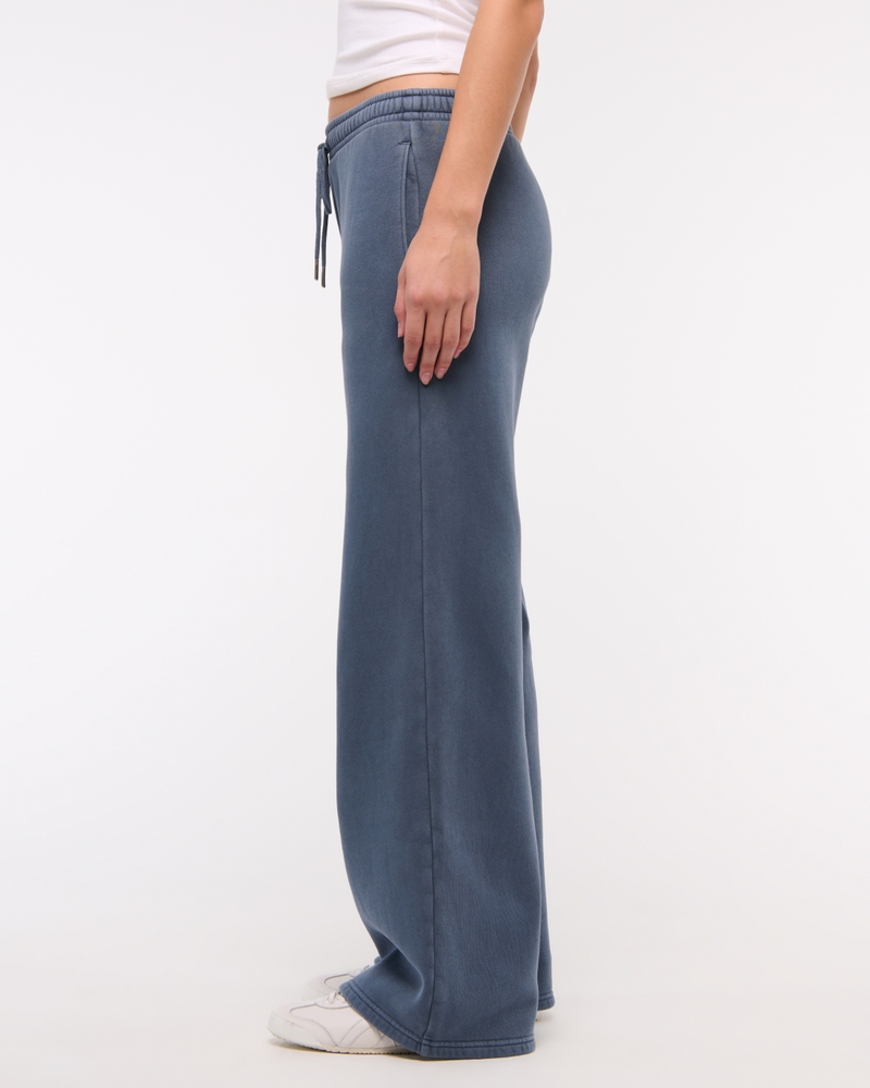 Essential Mid Rise Wide Leg Sunday Sweatpant