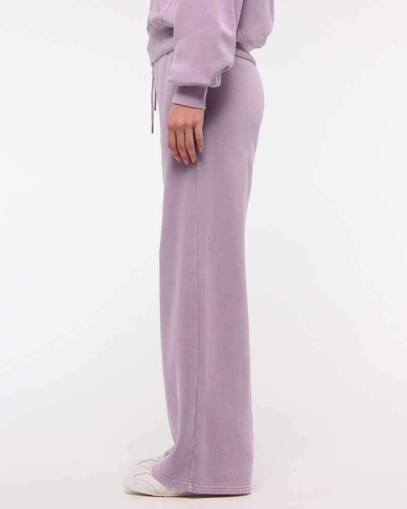 Essential Mid Rise Wide Leg Sunday Sweatpant