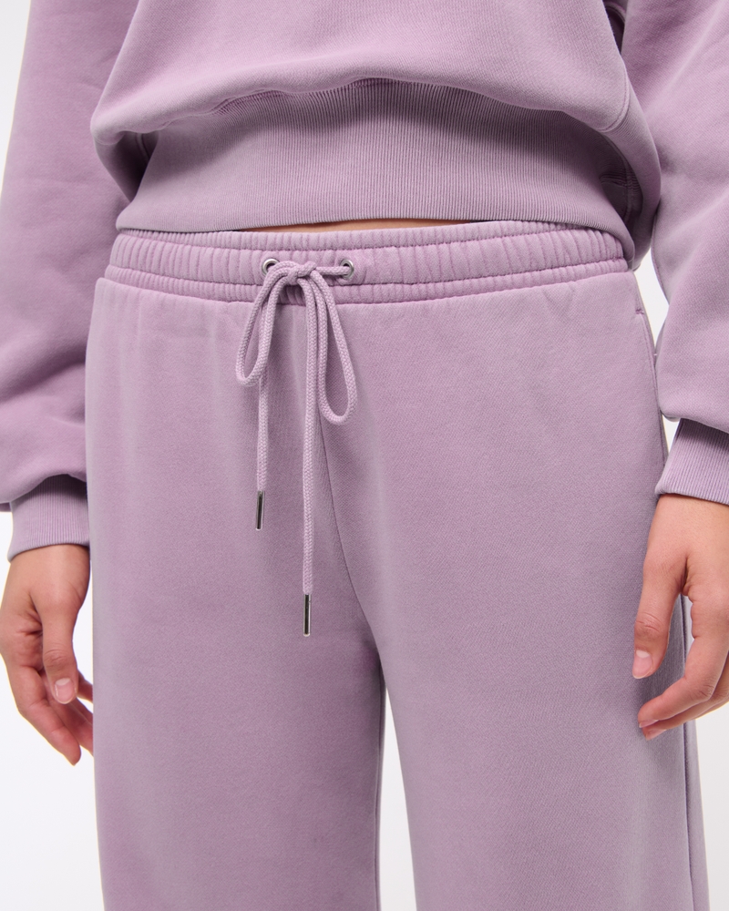 Essential Mid Rise Wide Leg Sunday Sweatpant