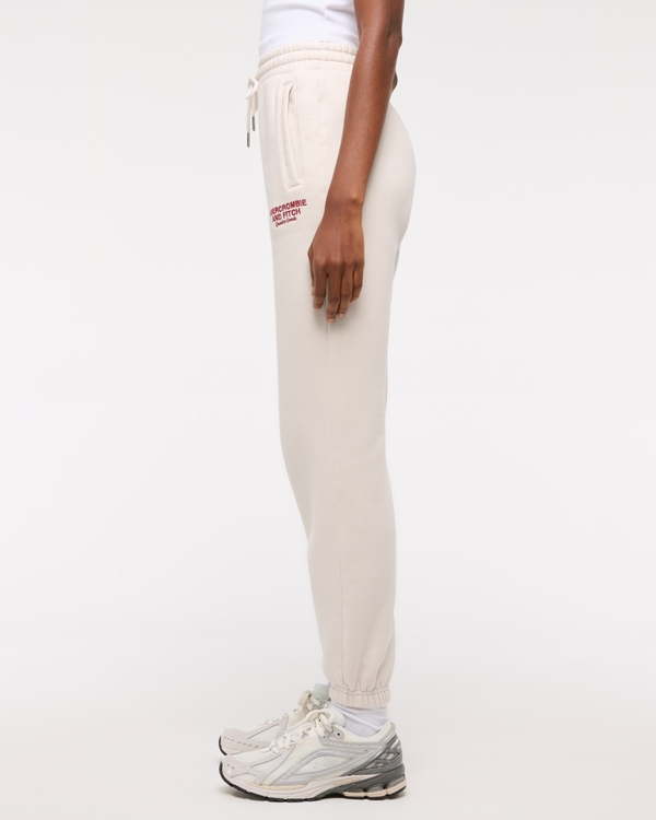 Essential Oversized Logo Sunday Jogger