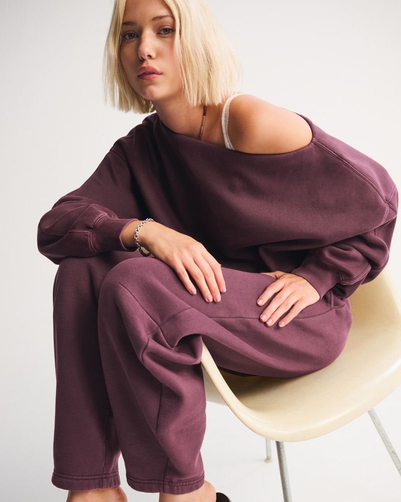 High Rise Barrel Sunday Sweatpant