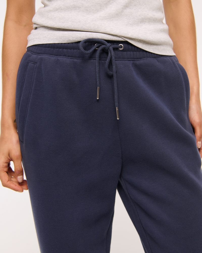 Essential Sunday Sweatpant