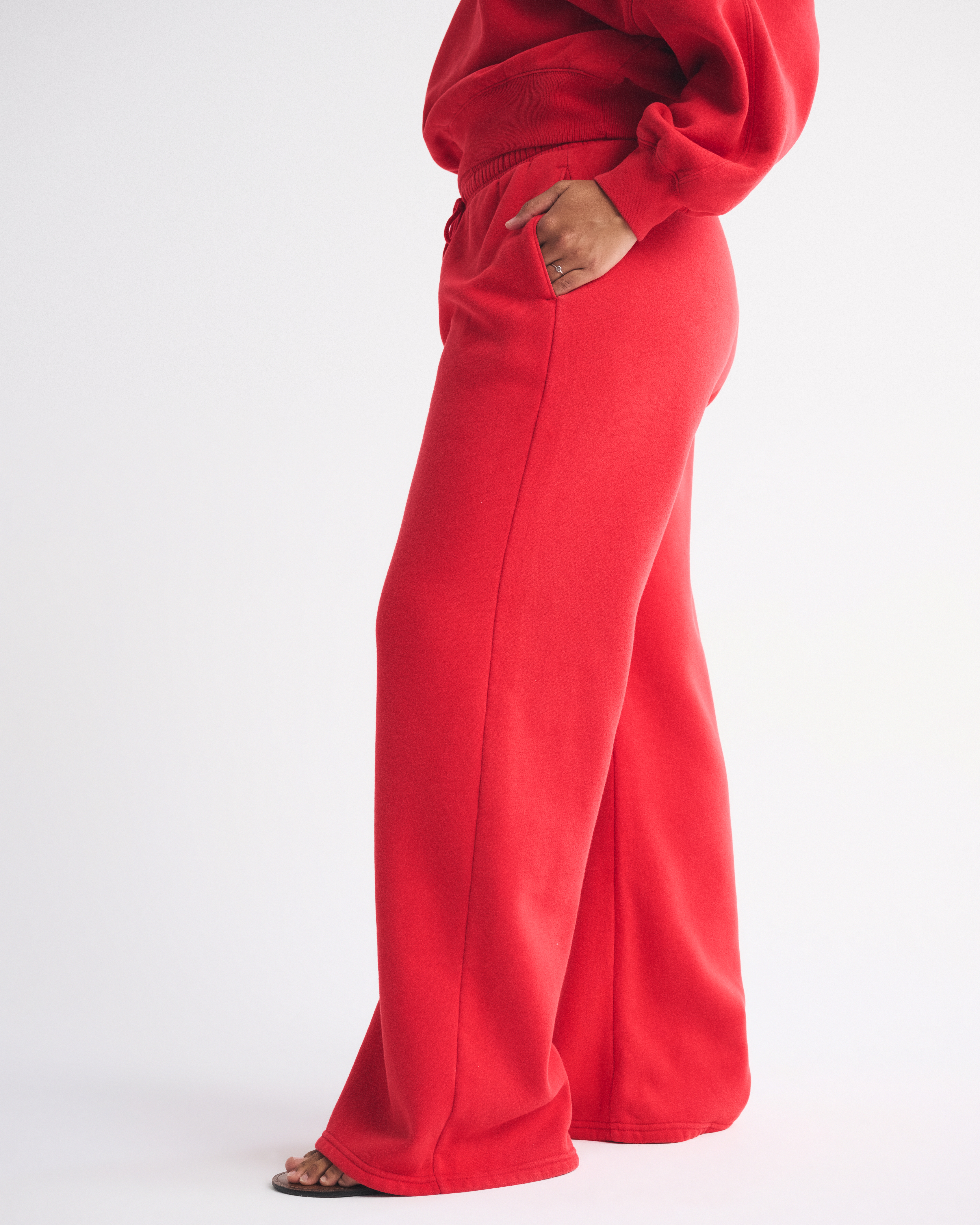 Abercrombie & Fitch High Rise Sunday Wide Leg Sweatpant In Red