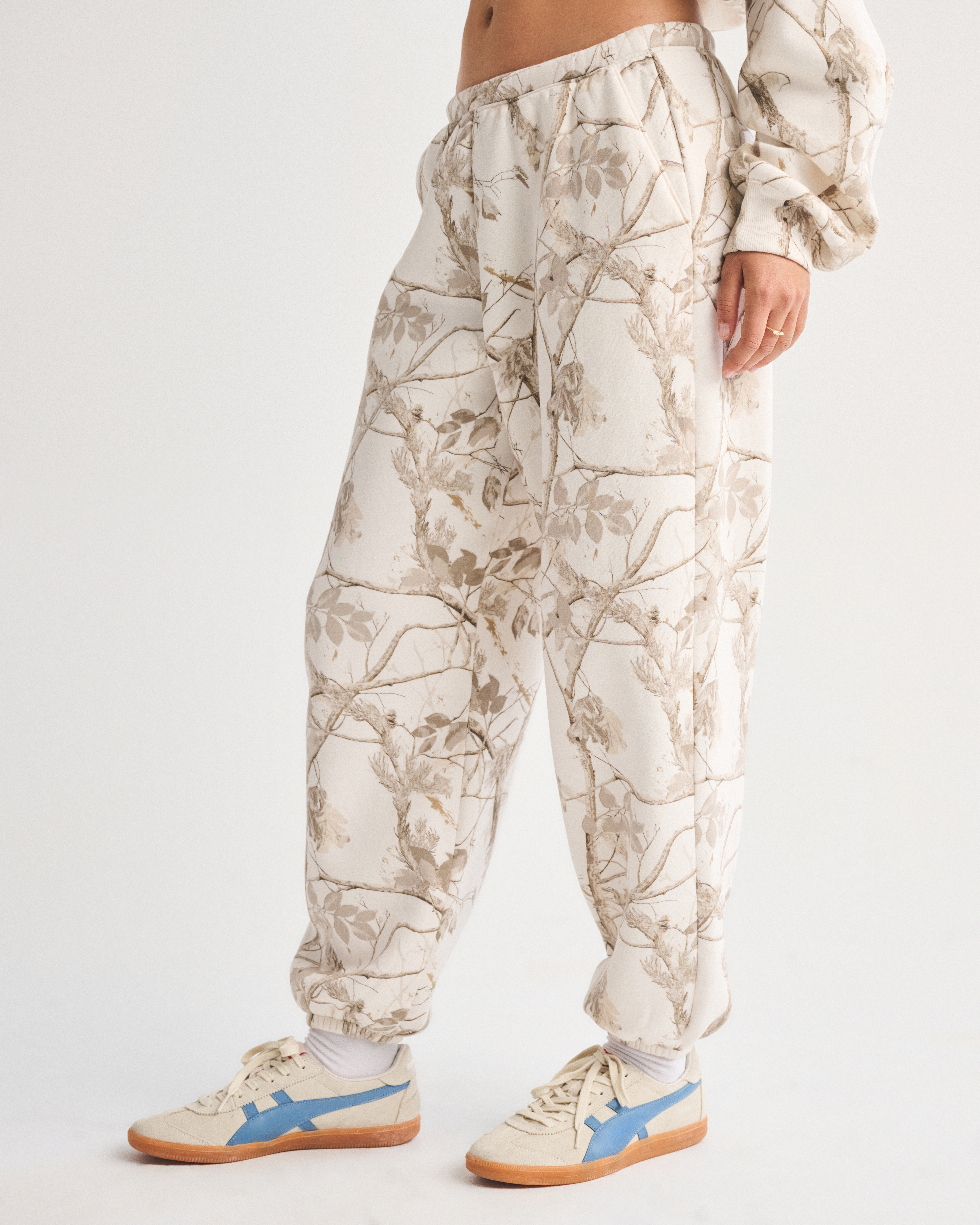 Abercrombie & Fitch High Rise Sunday Baggy Sweatpant