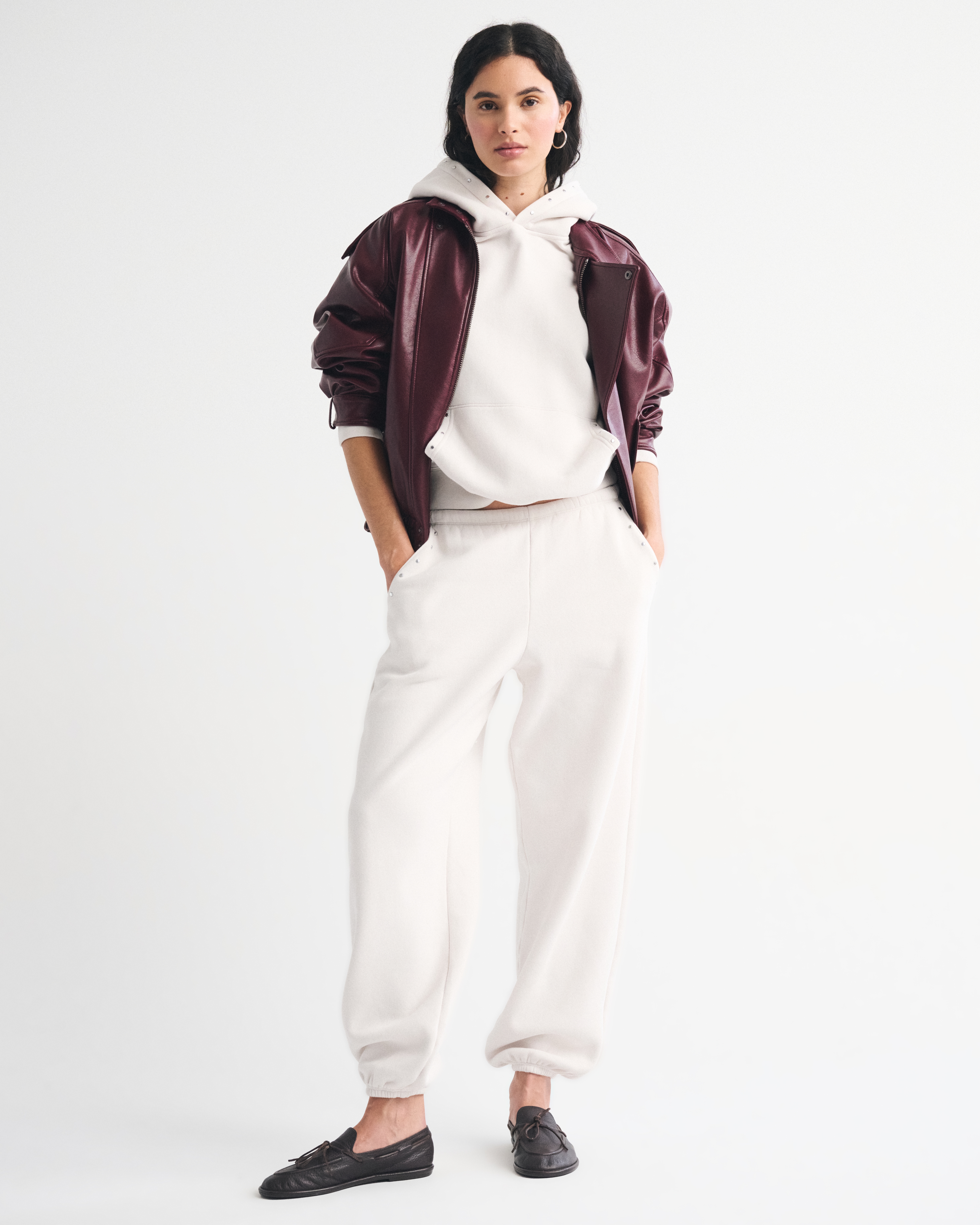 Брюки Abercrombie & Fitch High Rise Sunday Baggy Sweatpant, цвет: Кремовый — фото 2