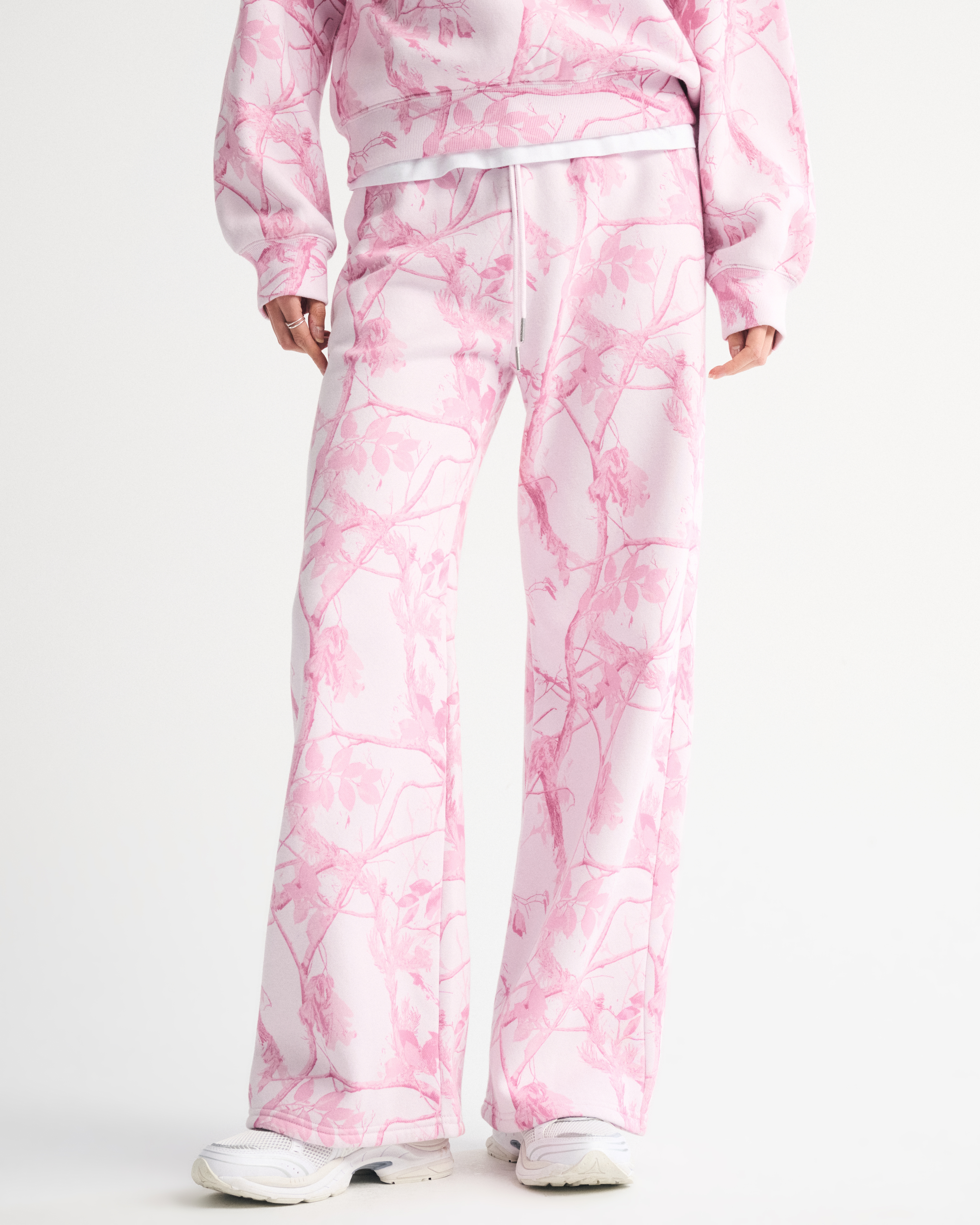 Abercrombie & Fitch High Rise Sunday Wide Leg Sweatpant