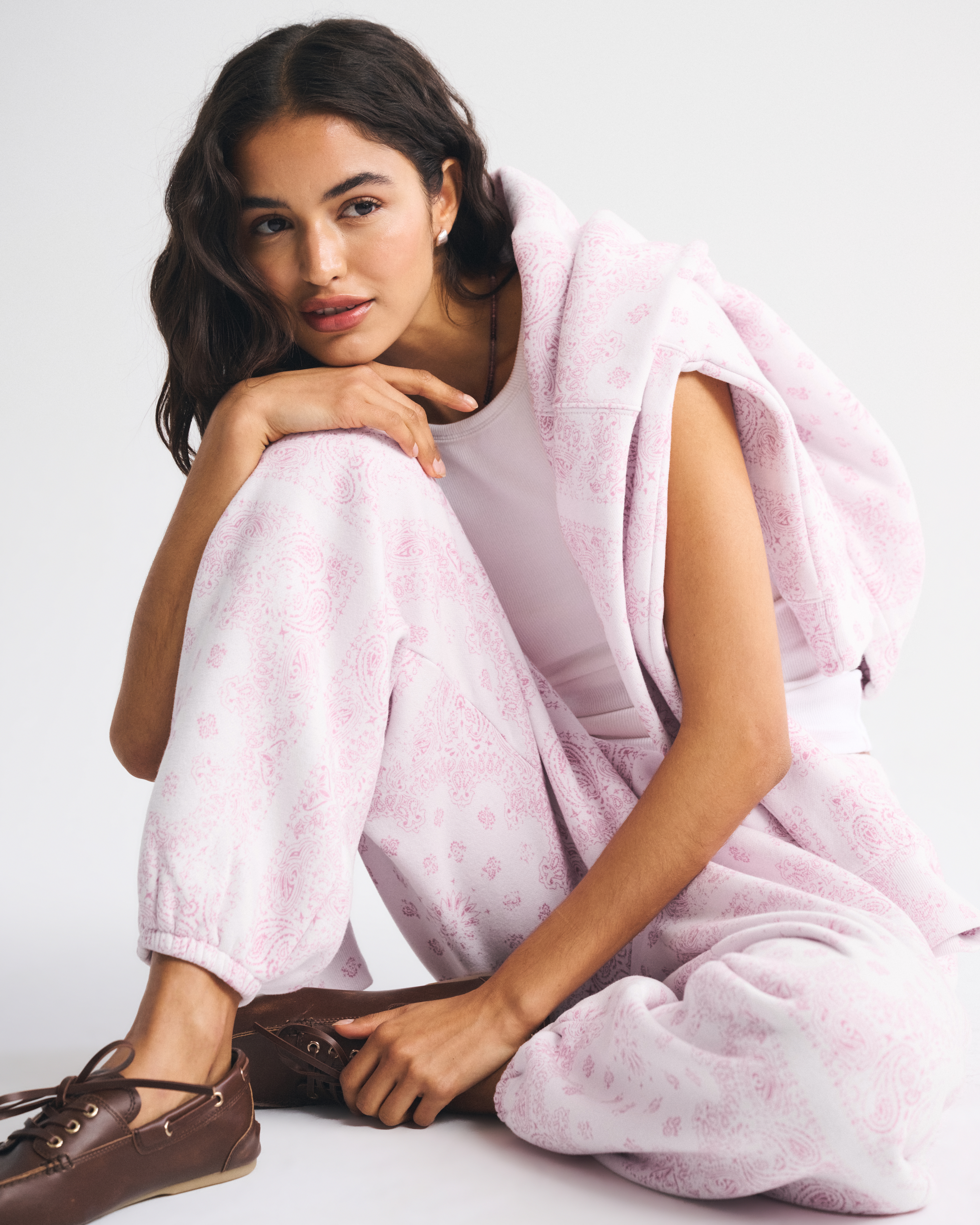 Abercrombie & Fitch High Rise Sunday Baggy Sweatpant