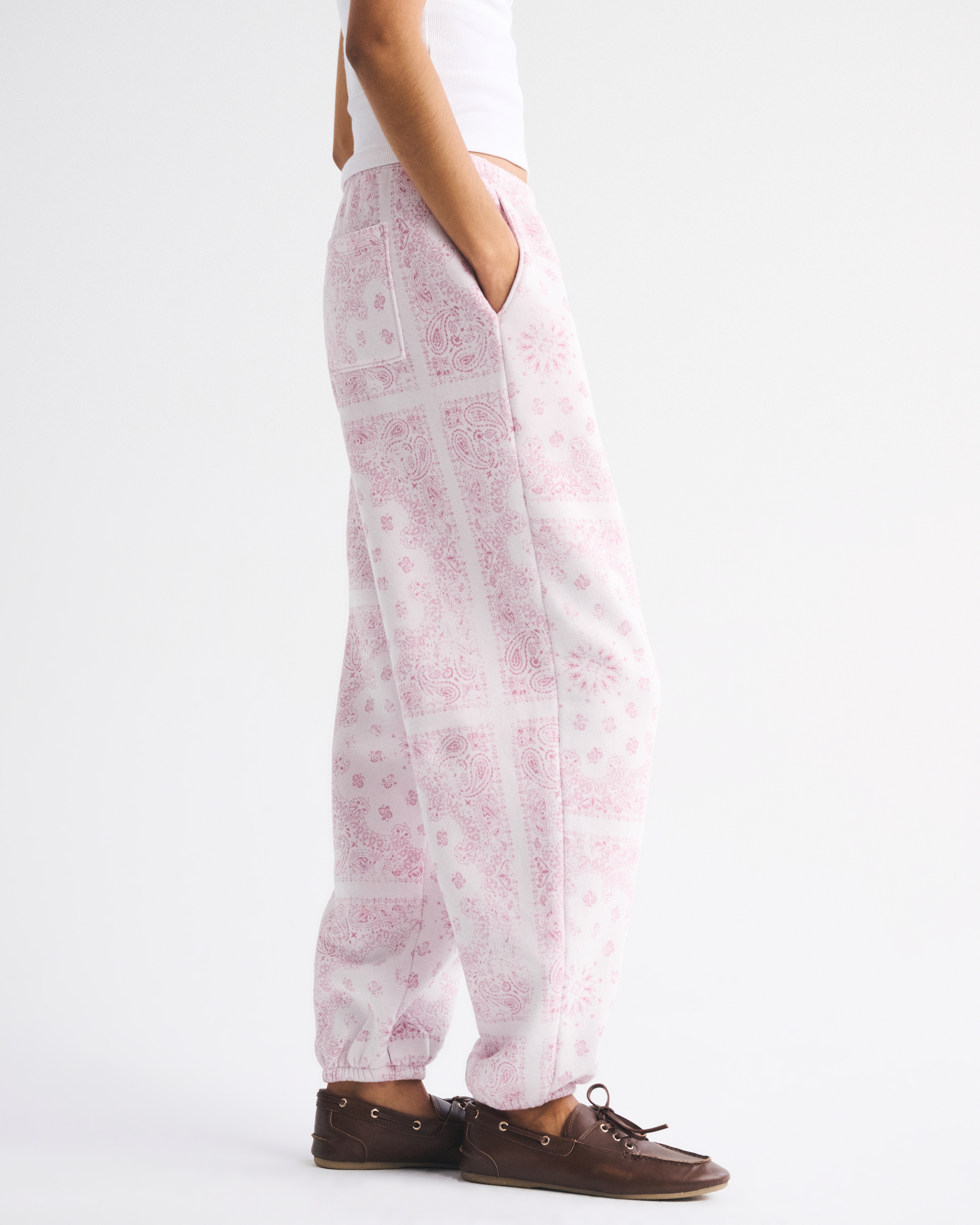 Abercrombie & Fitch High Rise Sunday Baggy Sweatpant