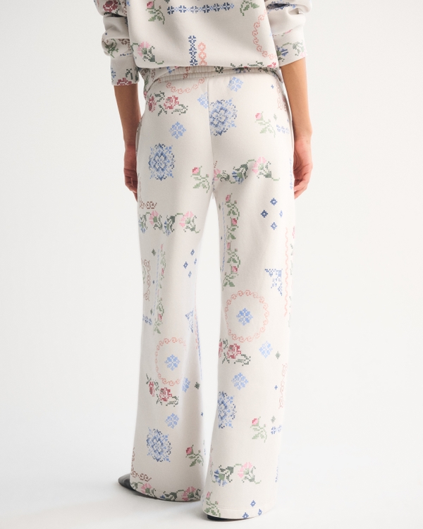 High Rise Sunday Wide Leg Sweatpant