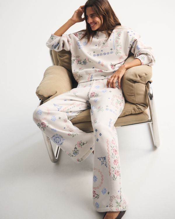 High Rise Sunday Wide Leg Sweatpant