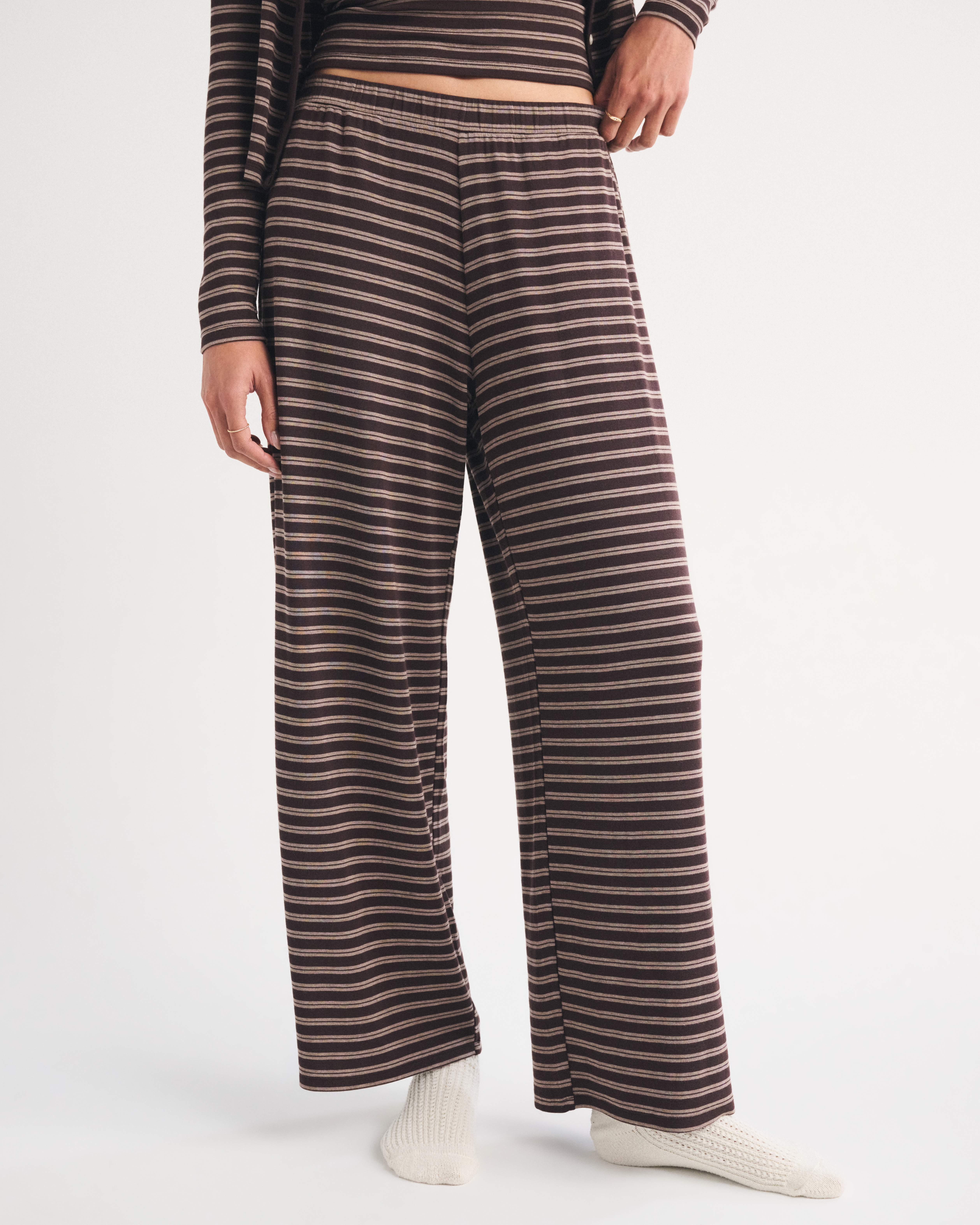 Женские брюки Abercrombie & Fitch Modal-Blend Lounge Pant, цвет: Коричневый полосатый — фото 3