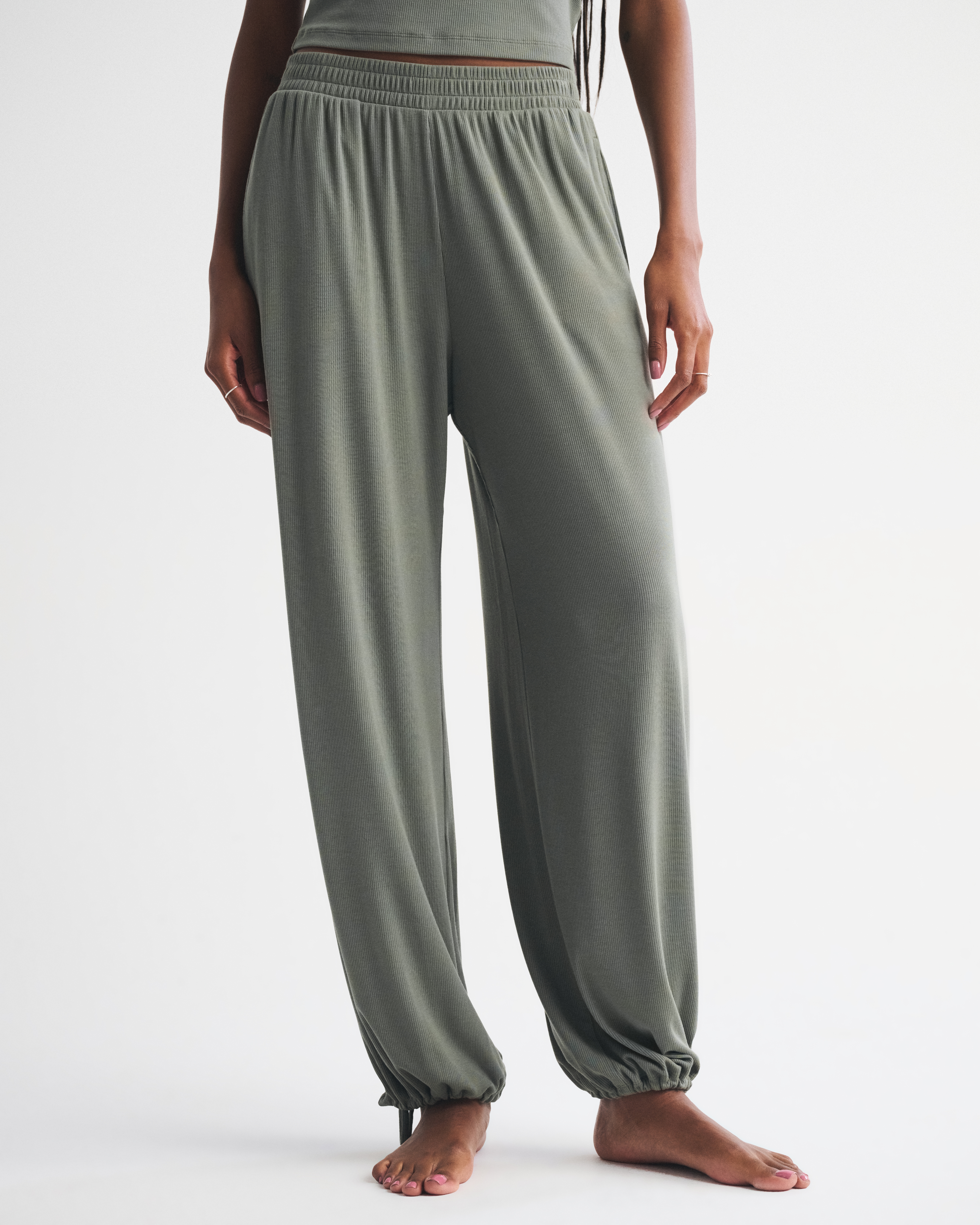 Женские брюки Abercrombie & Fitch Convertible Lounge Ribbed Ballon Sweatpant — фото 3