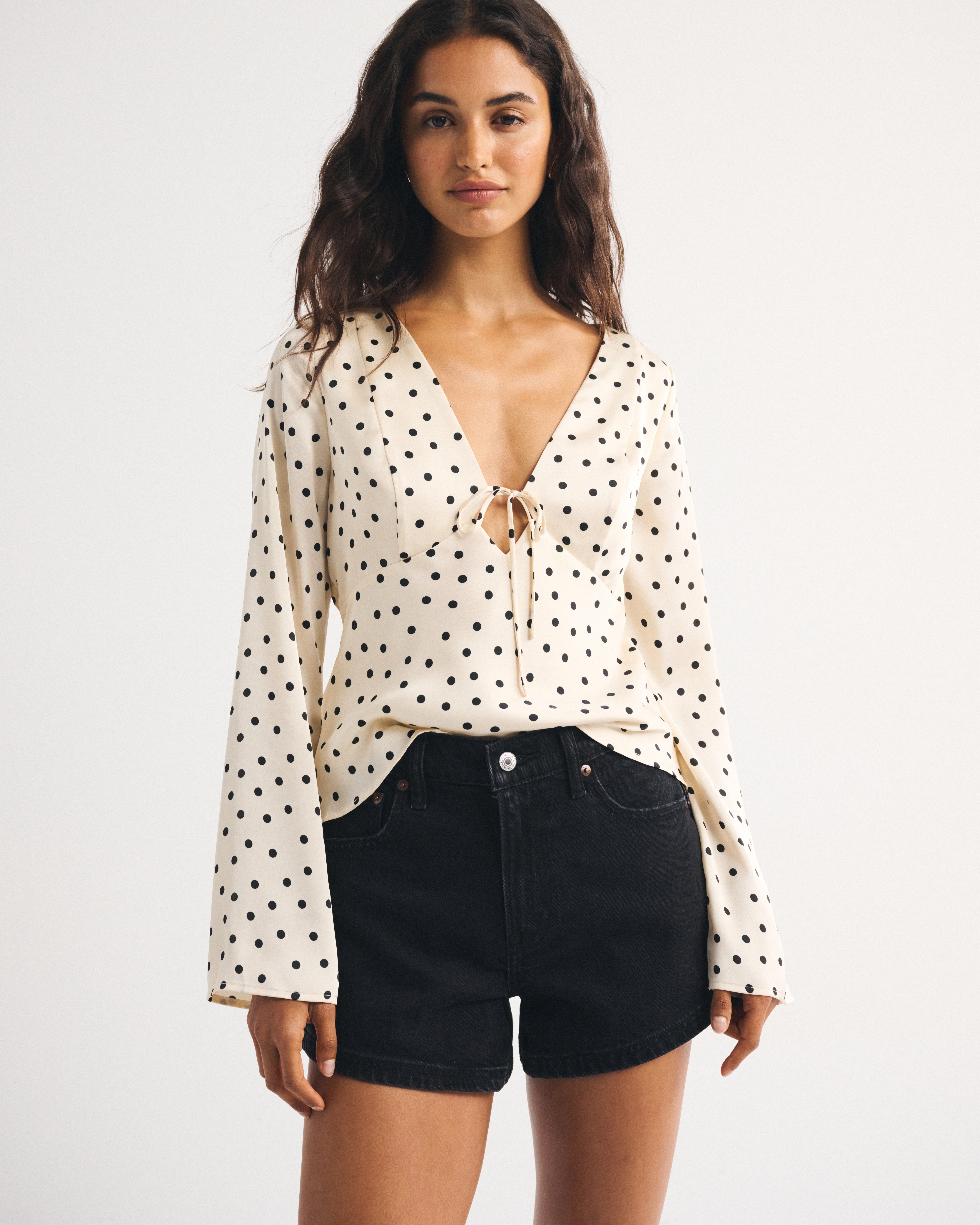 Женские шорты Abercrombie & Fitch High Rise 90s Relaxed Short, цвет: Чёрный — фото 2