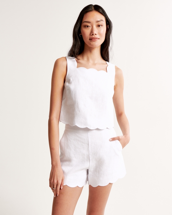 Premium Linen Scallop-Hem Tailored Short, White