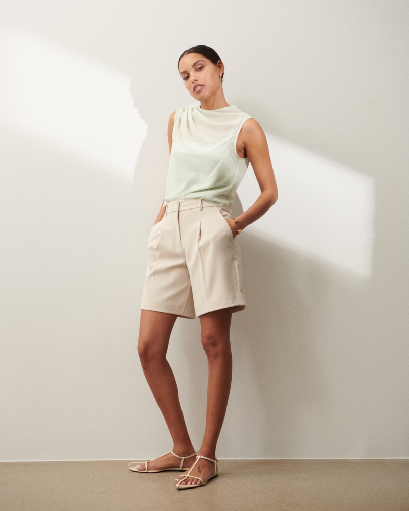 Mid Rise Tailored Short