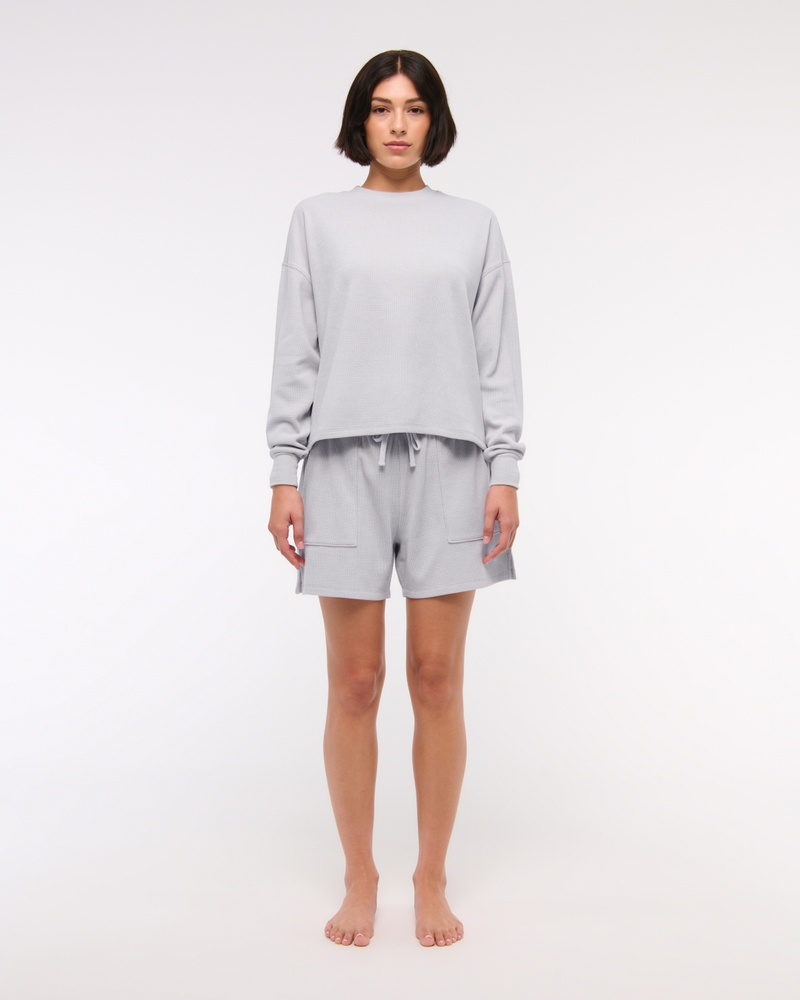 Curve Love A&F Sloane Low Rise Tailored Short