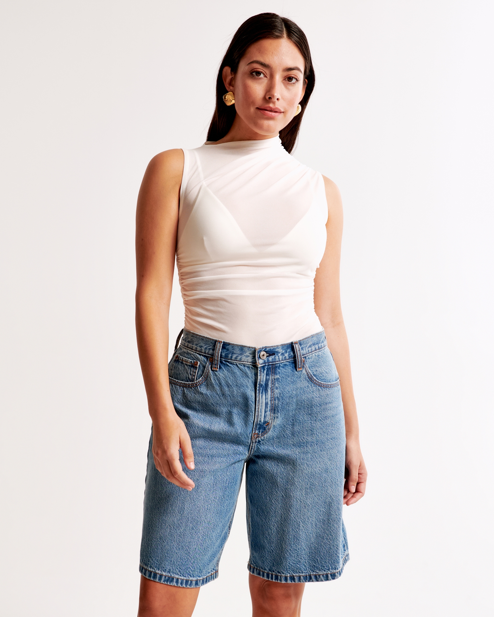 Curve Love Mid Rise 10" Loose Short