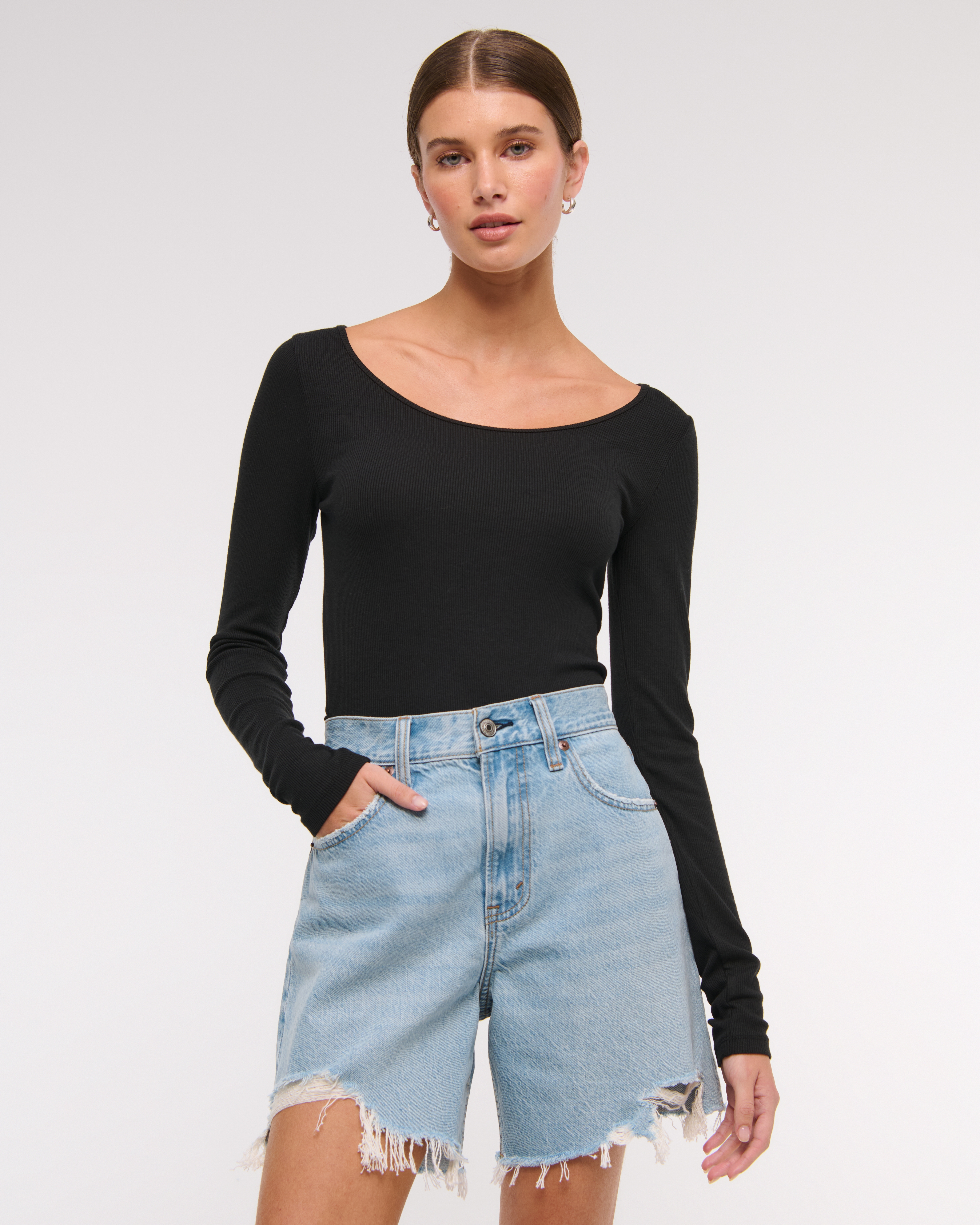 Abercrombie & Fitch High Rise Loose Short In White