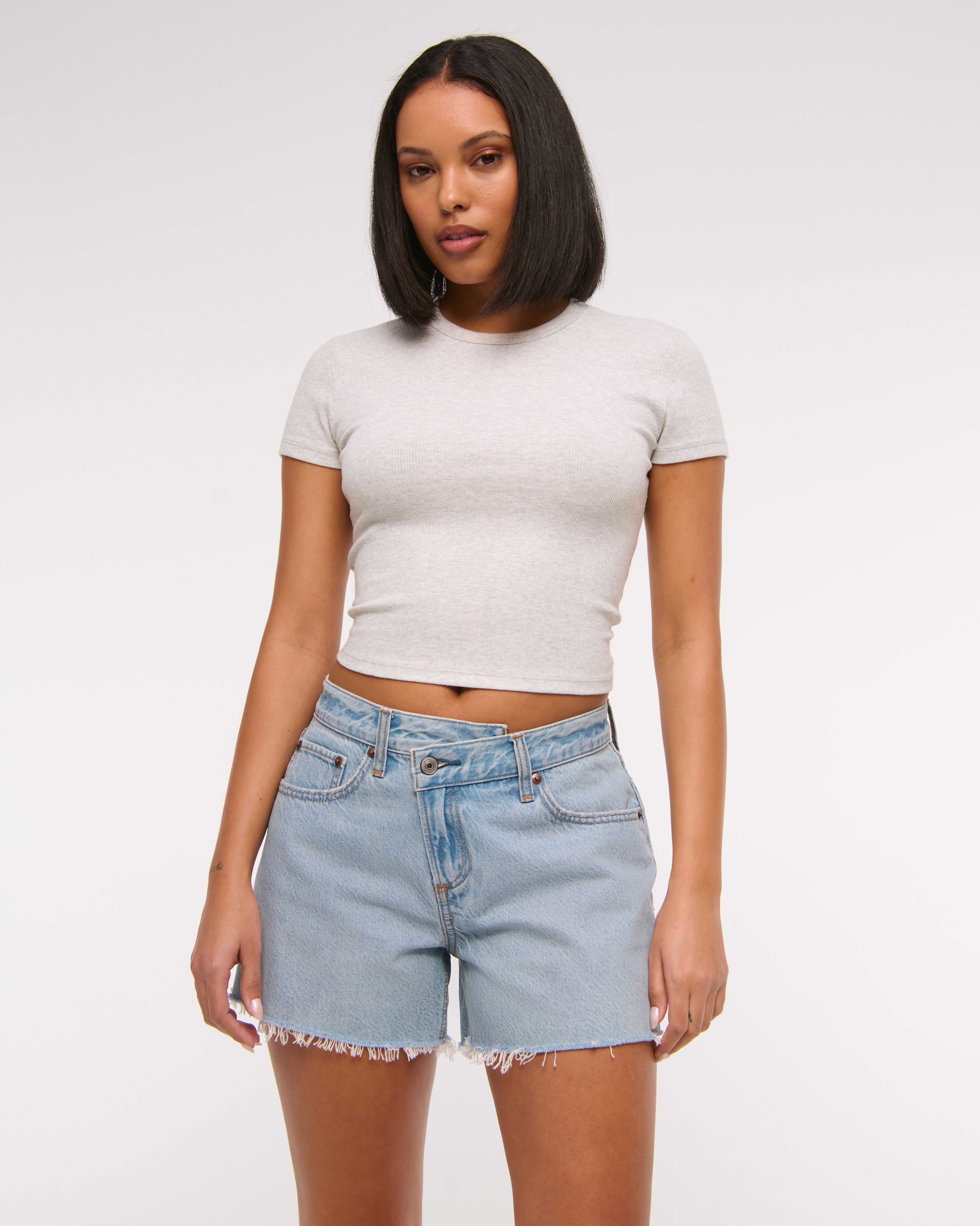 Abercrombie & Fitch Low Rise Baggy Short In White