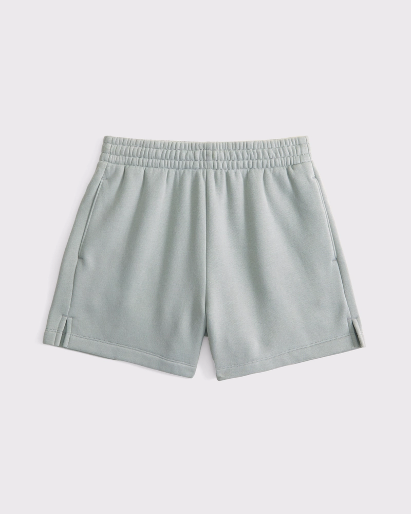 Mid Rise Sunday Short