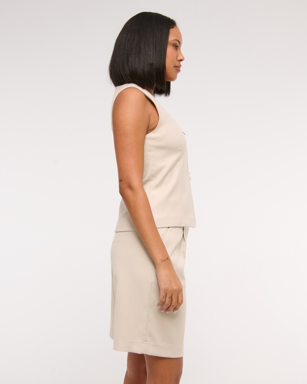 Mid Rise Bermuda Short