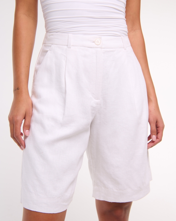 Mid Rise Linen-Blend Bermuda Short