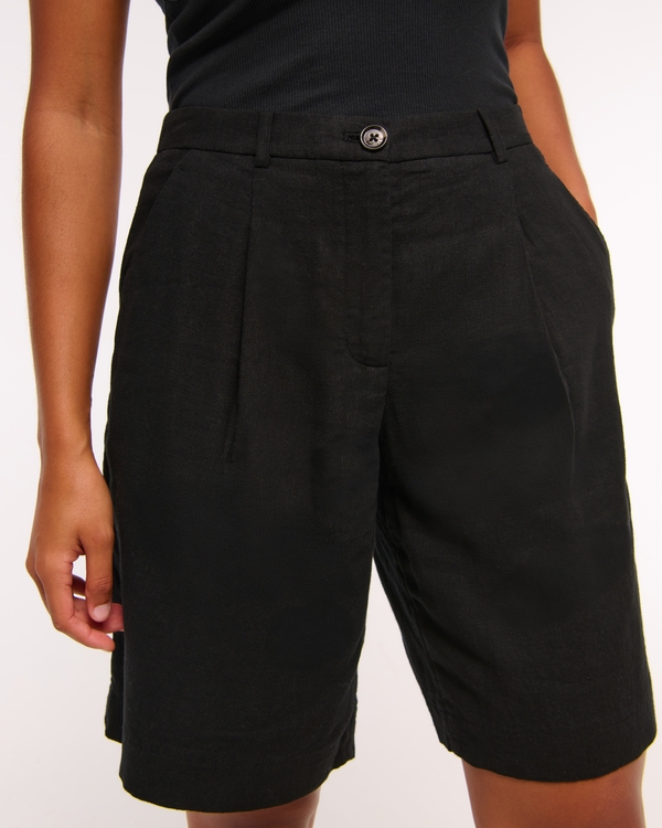 Curve Love Mid Rise Linen-Blend Bermuda Short