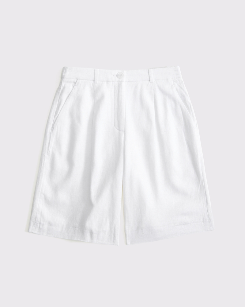 Women's Curve Love Mid Rise Linen-Blend Bermuda Short