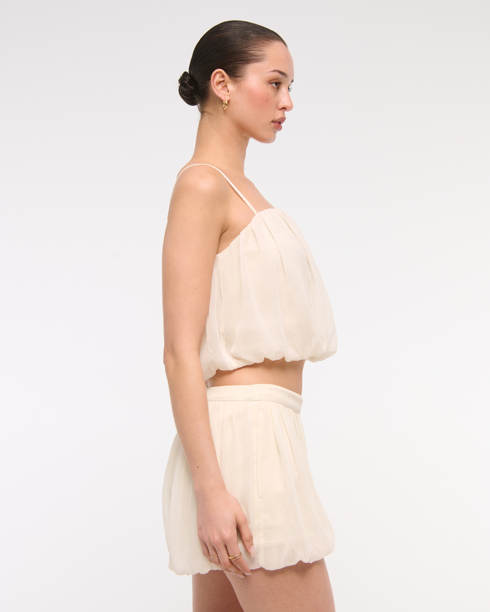 Mid Rise Bubble Hem Short