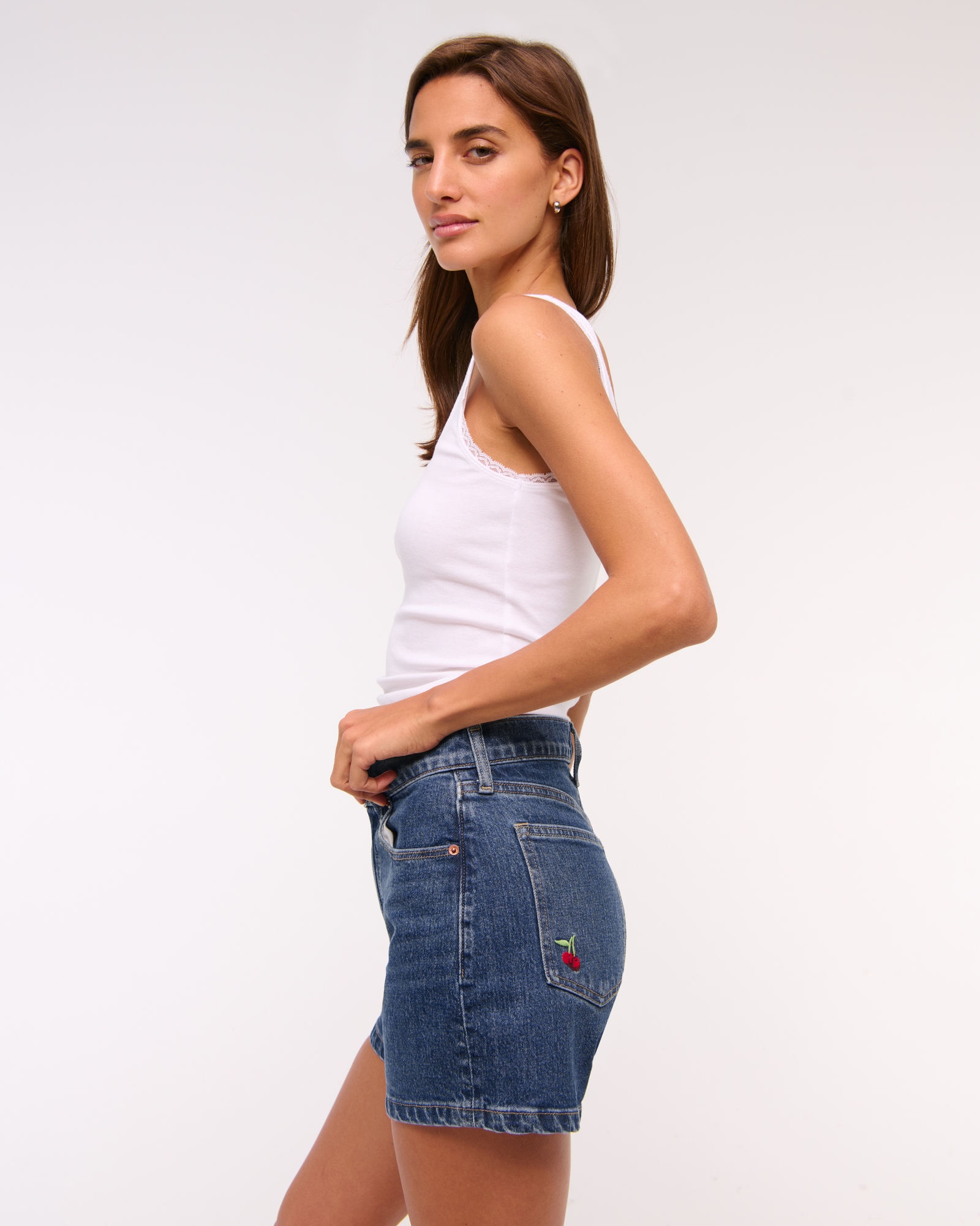 High Rise 4" Mom Short