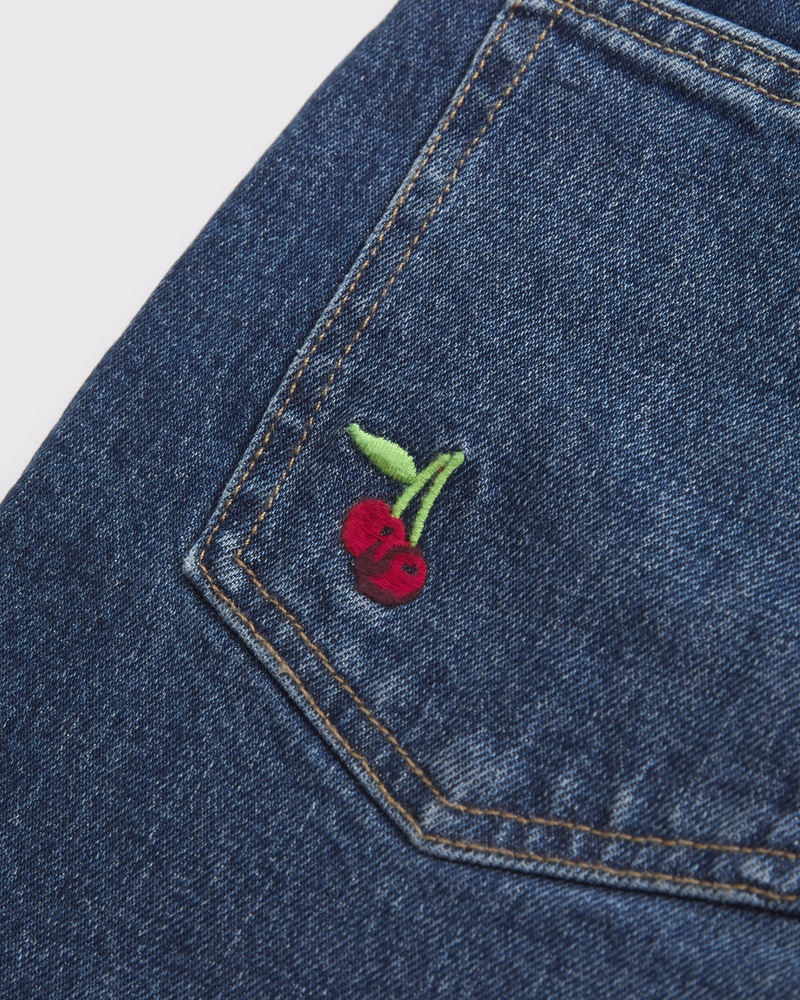 High Rise 4" Mom Short
