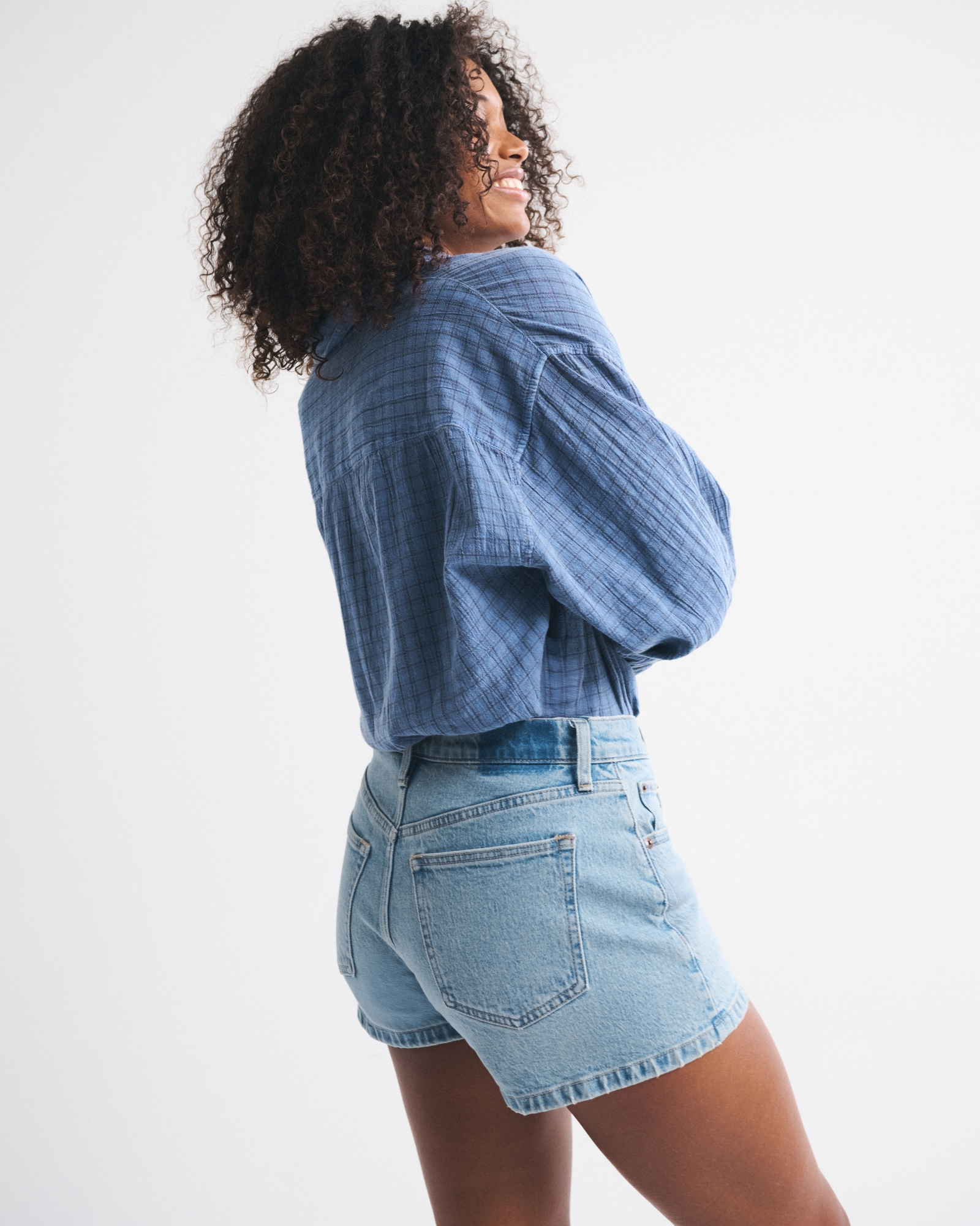 Abercrombie & Fitch Curve Love High Rise Mom Short | Arden Fair