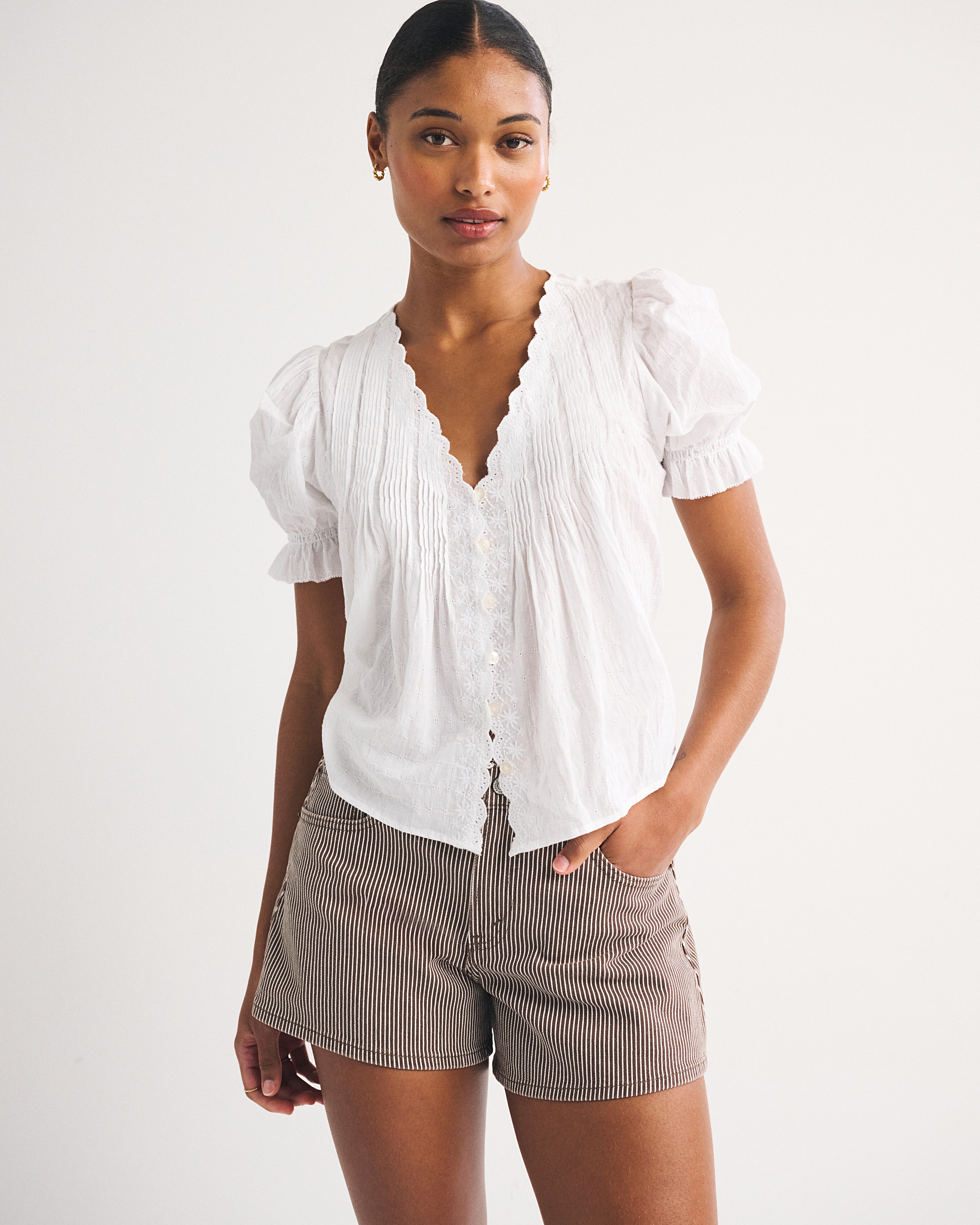 Женские брюки Abercrombie & Fitch Curve Love Mid Rise A-Line Short — фото 2