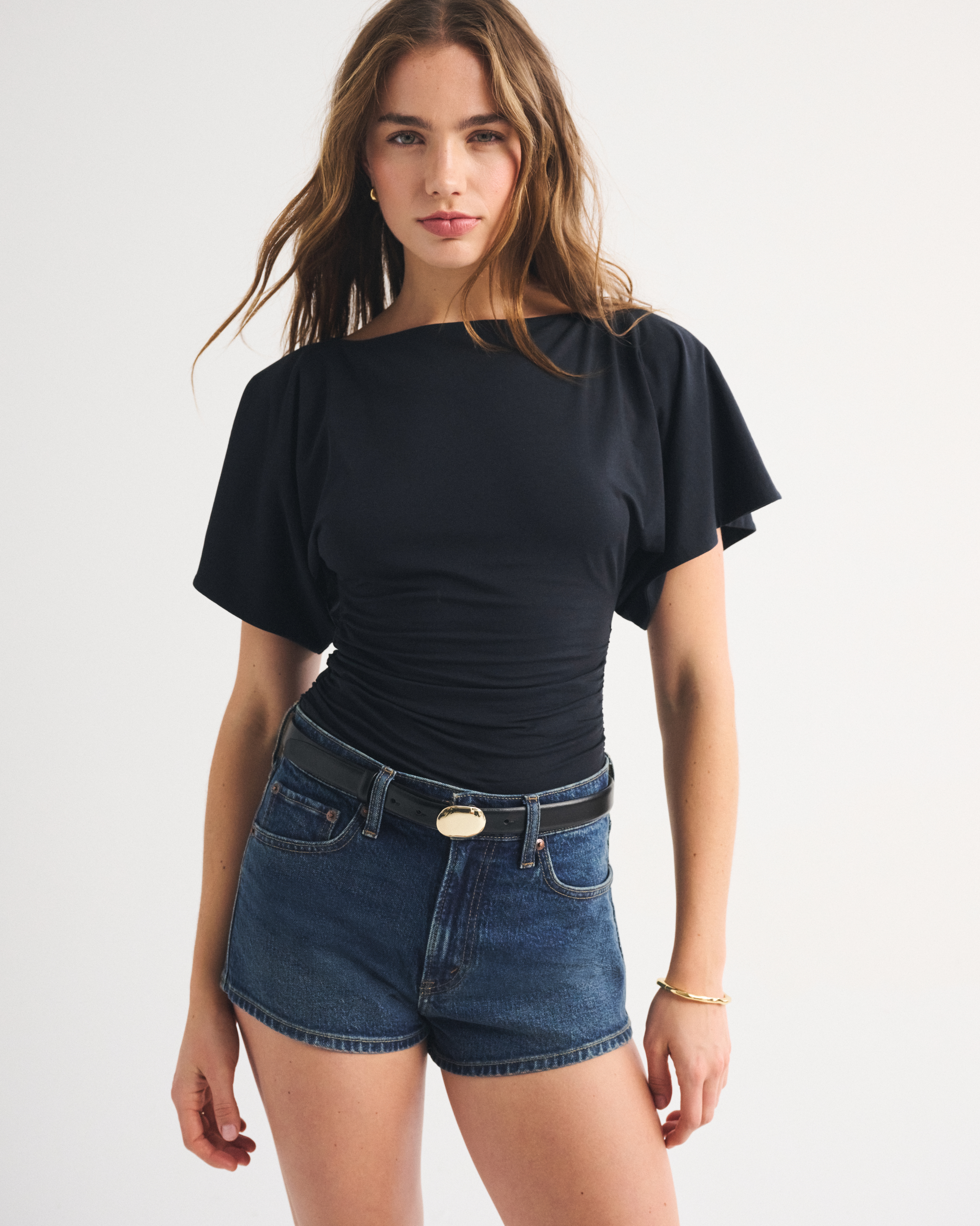 Женские джинсы Abercrombie & Fitch High Rise Denim Micro Short — фото 2