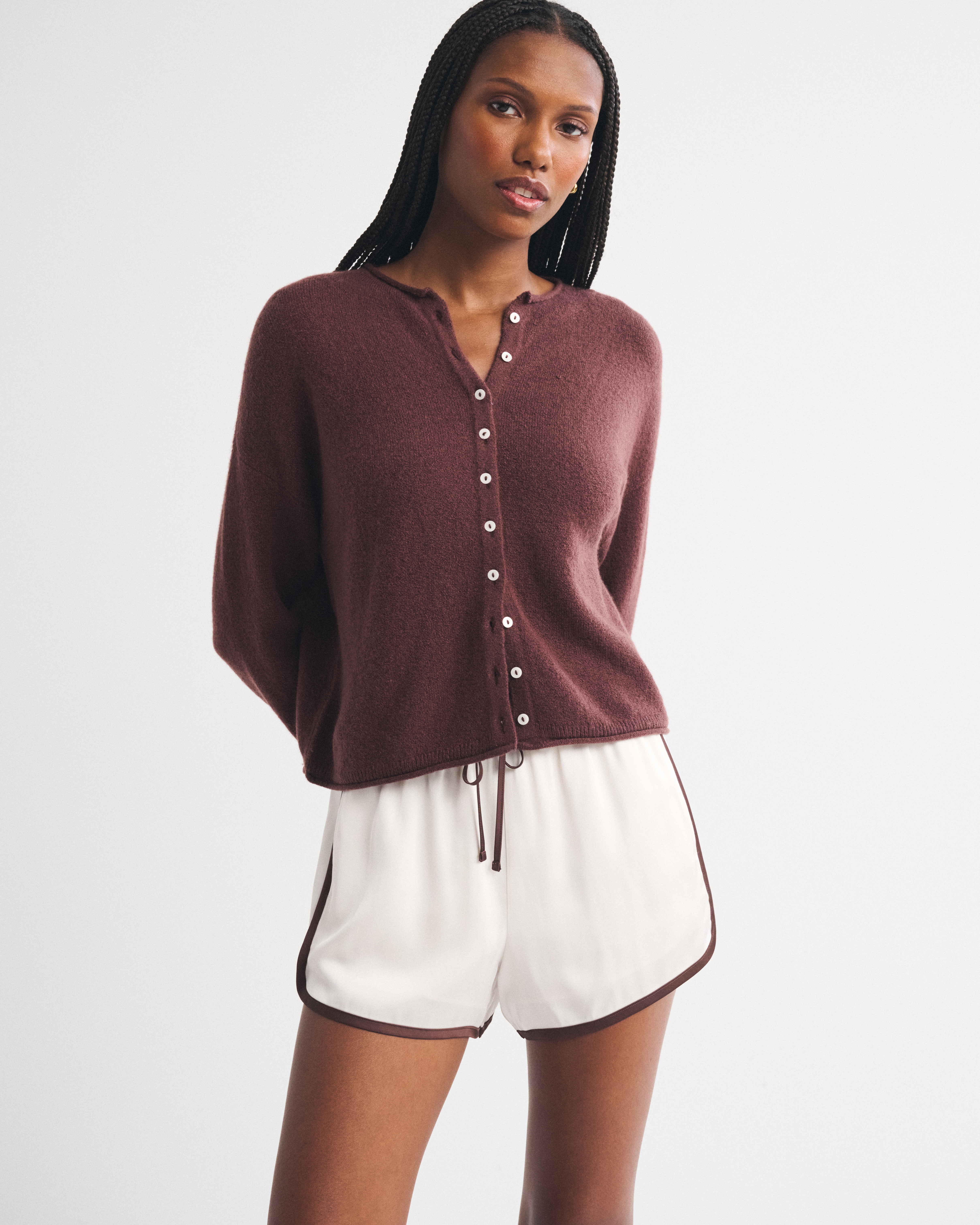 Женские брюки Abercrombie & Fitch High Rise Satin Track Short — фото 2