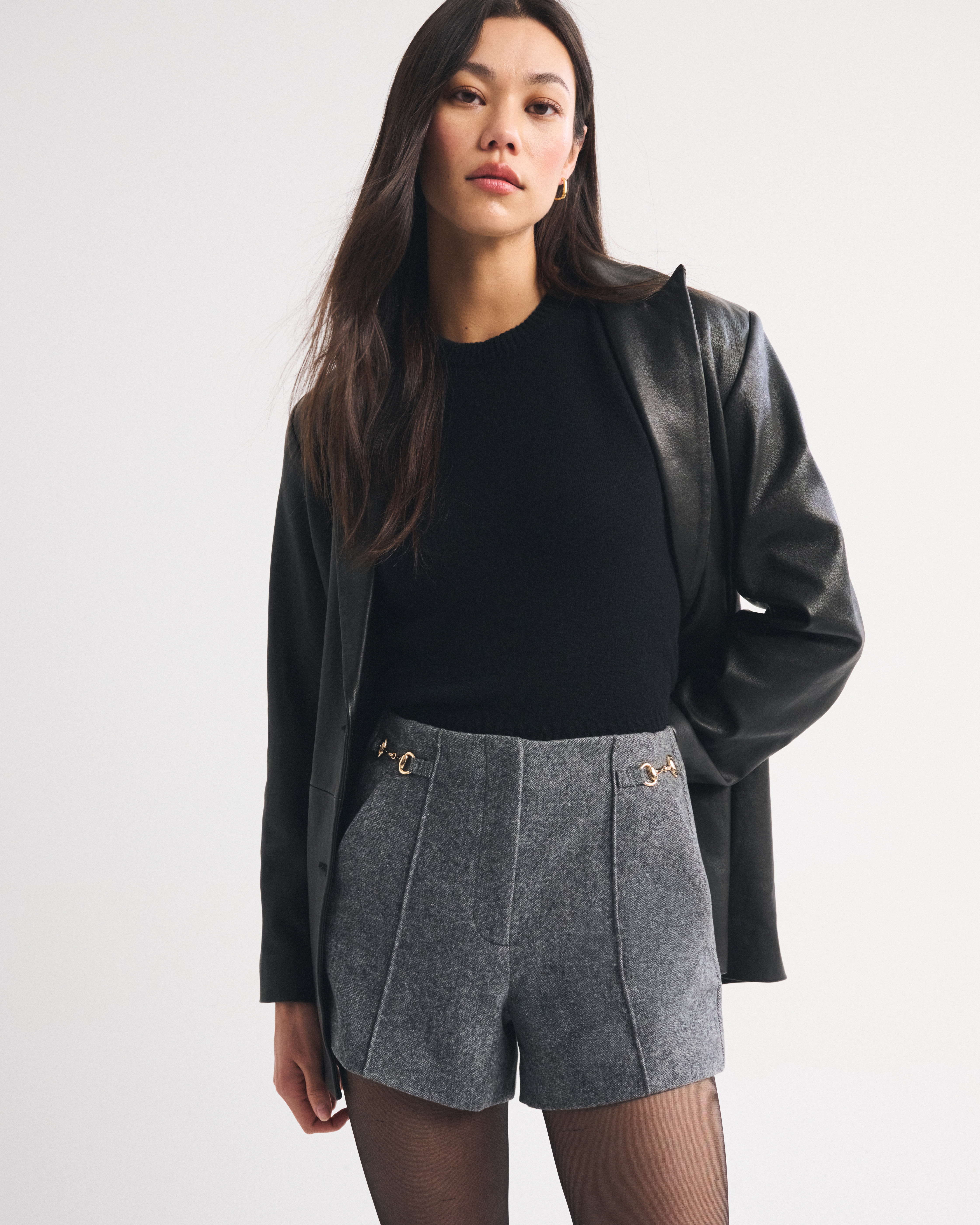 Женские брюки Abercrombie & Fitch High Rise Tailored Wool-Blend Short — фото 2