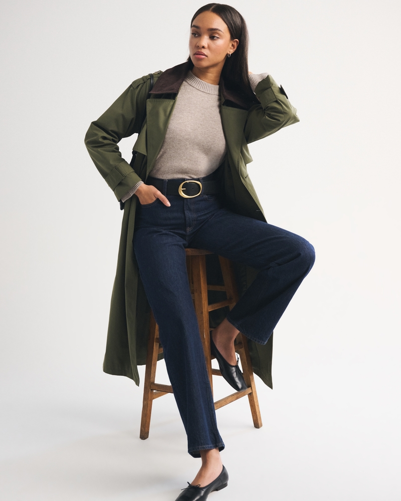Cashmere Crew Sweater - thumbnail 10