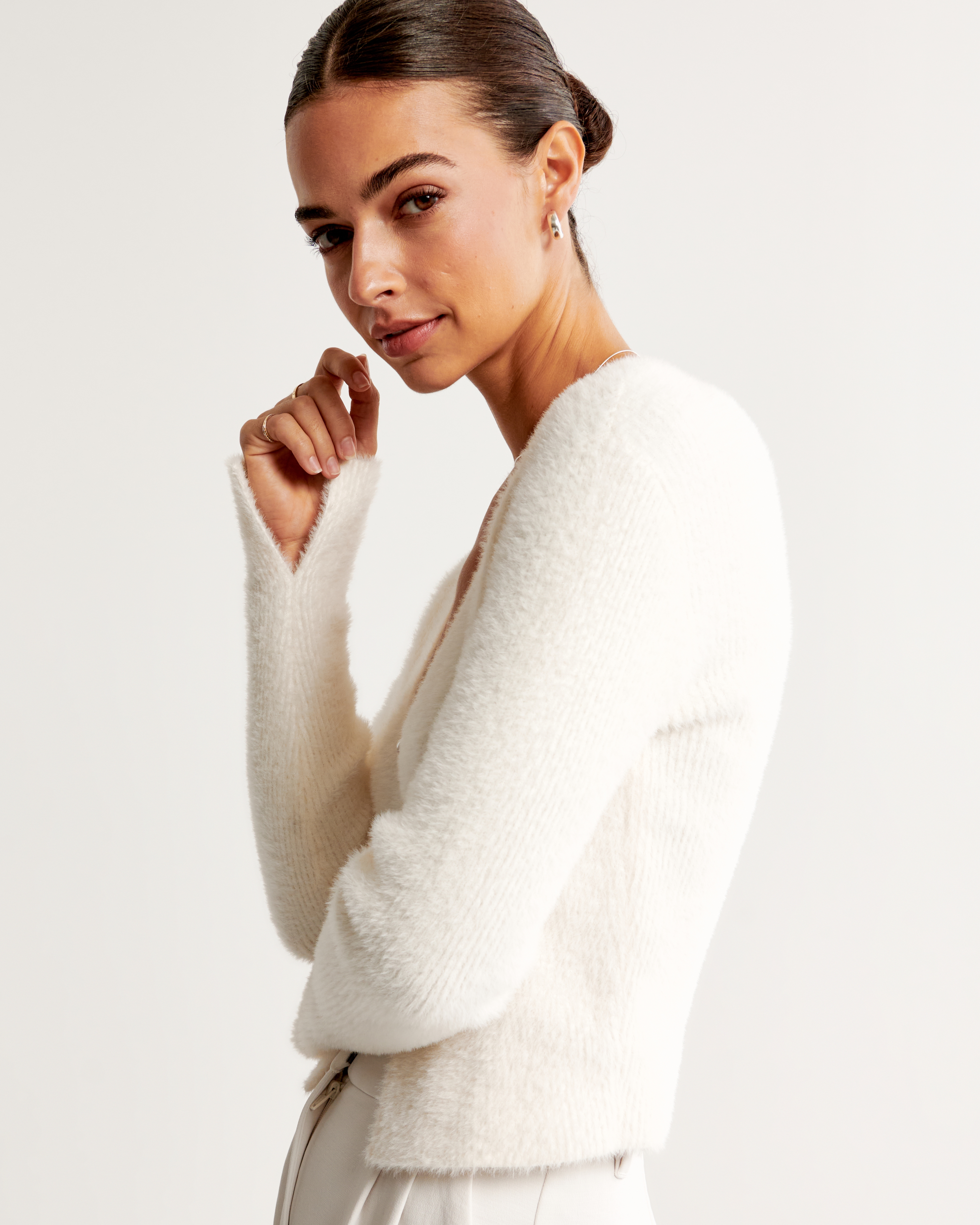 Ribbed Short Cardigan