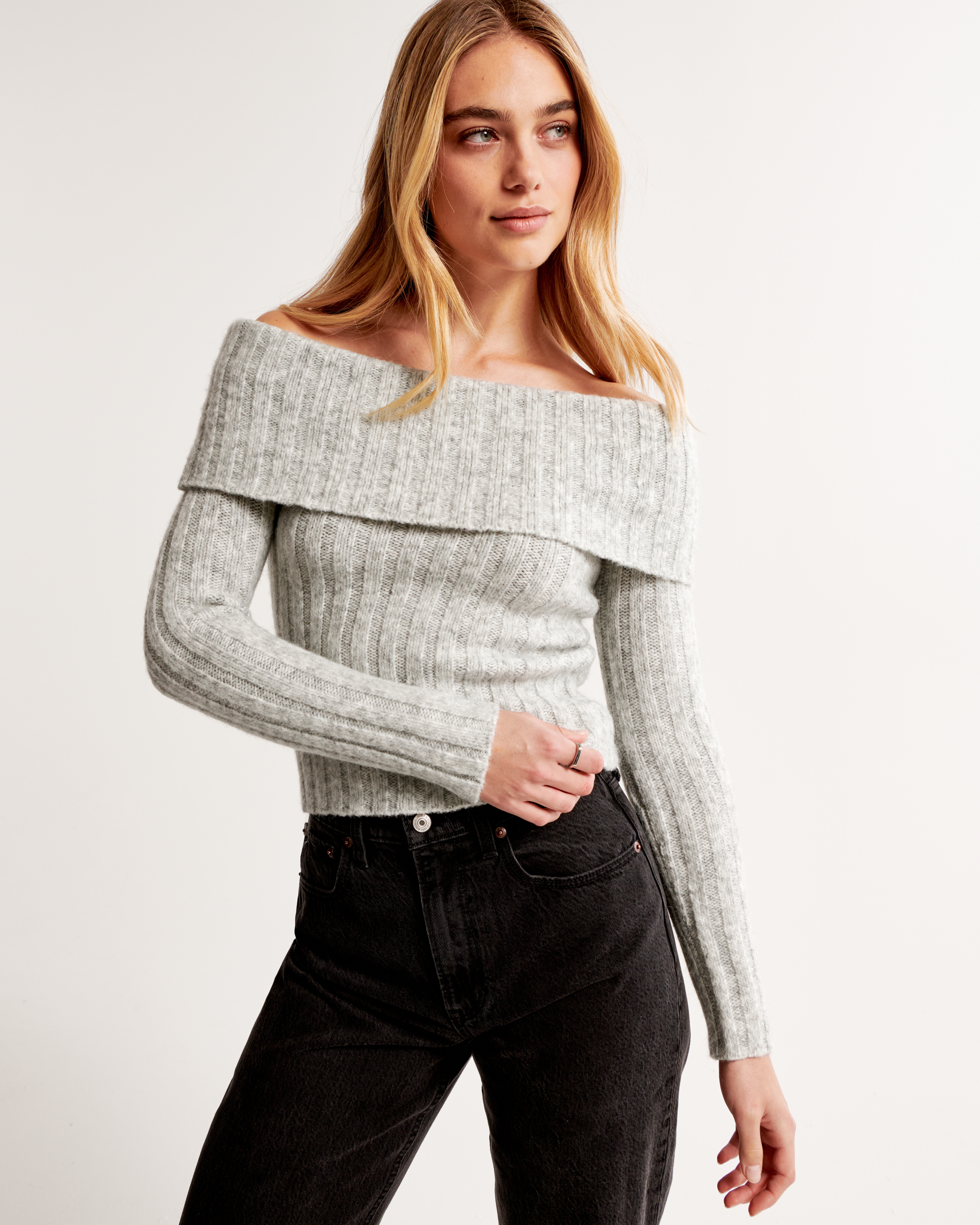 Off the shoulder top sweater abercrombie