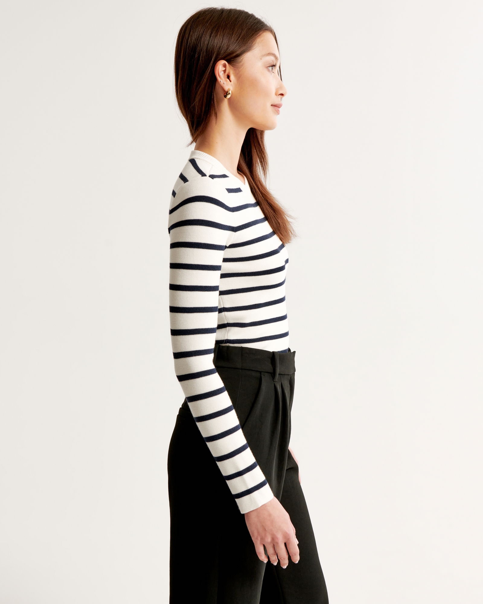 Slim Crew Sweater Top