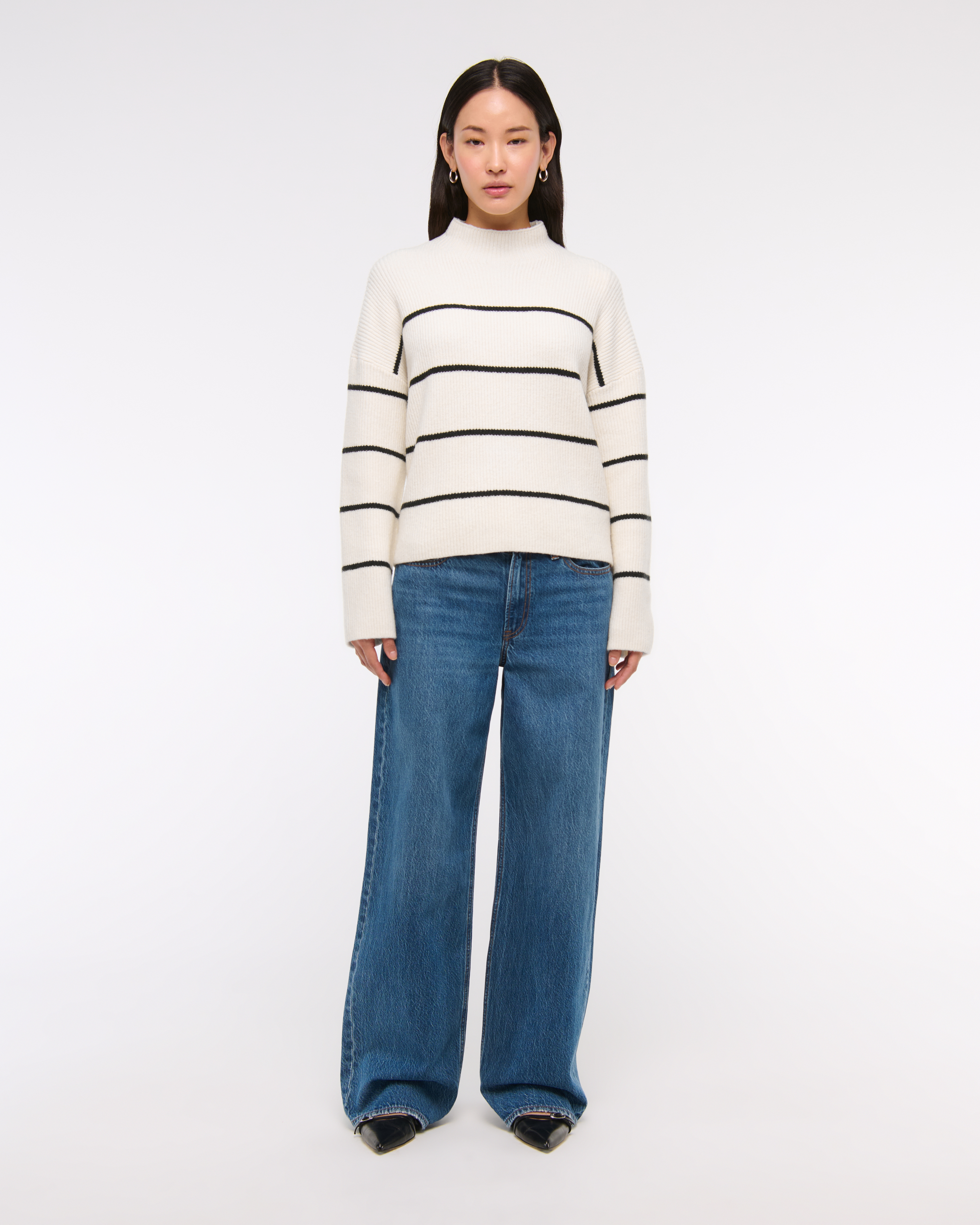 Женские свитеры Abercrombie & Fitch Easy Funnel Neck Sweater — фото 3