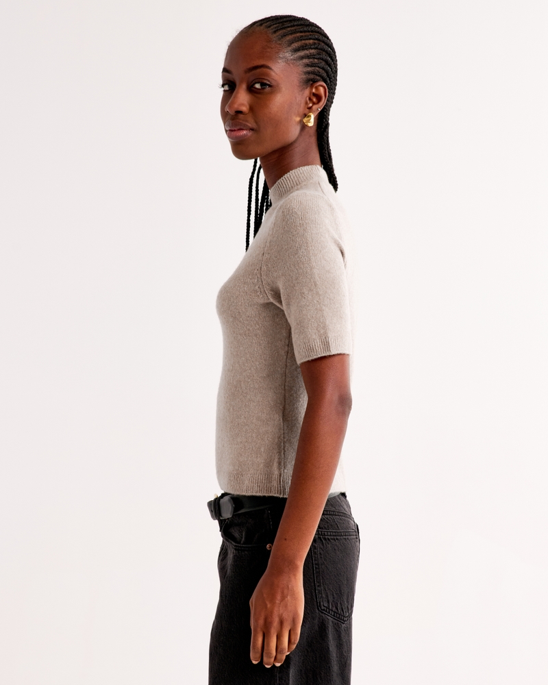 Skimming Mockneck Sweater Tee