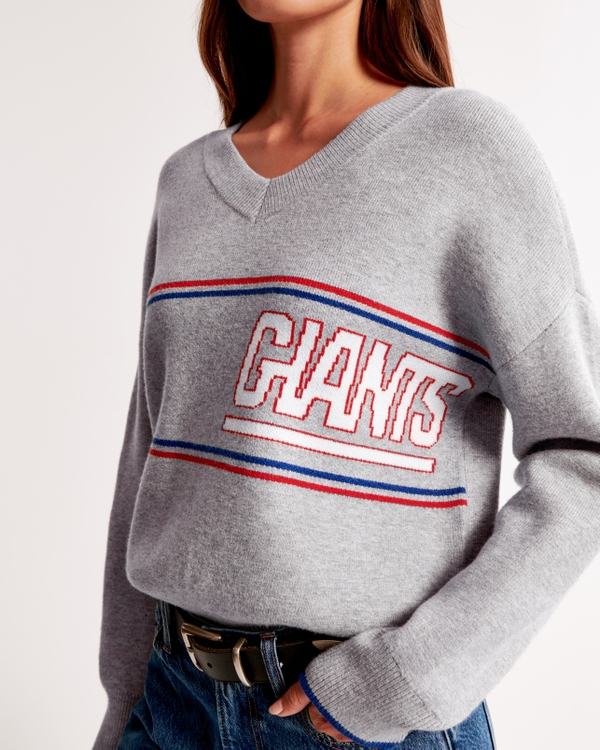 New York Giants LuxeLoft V-Neck Sweater, Gray