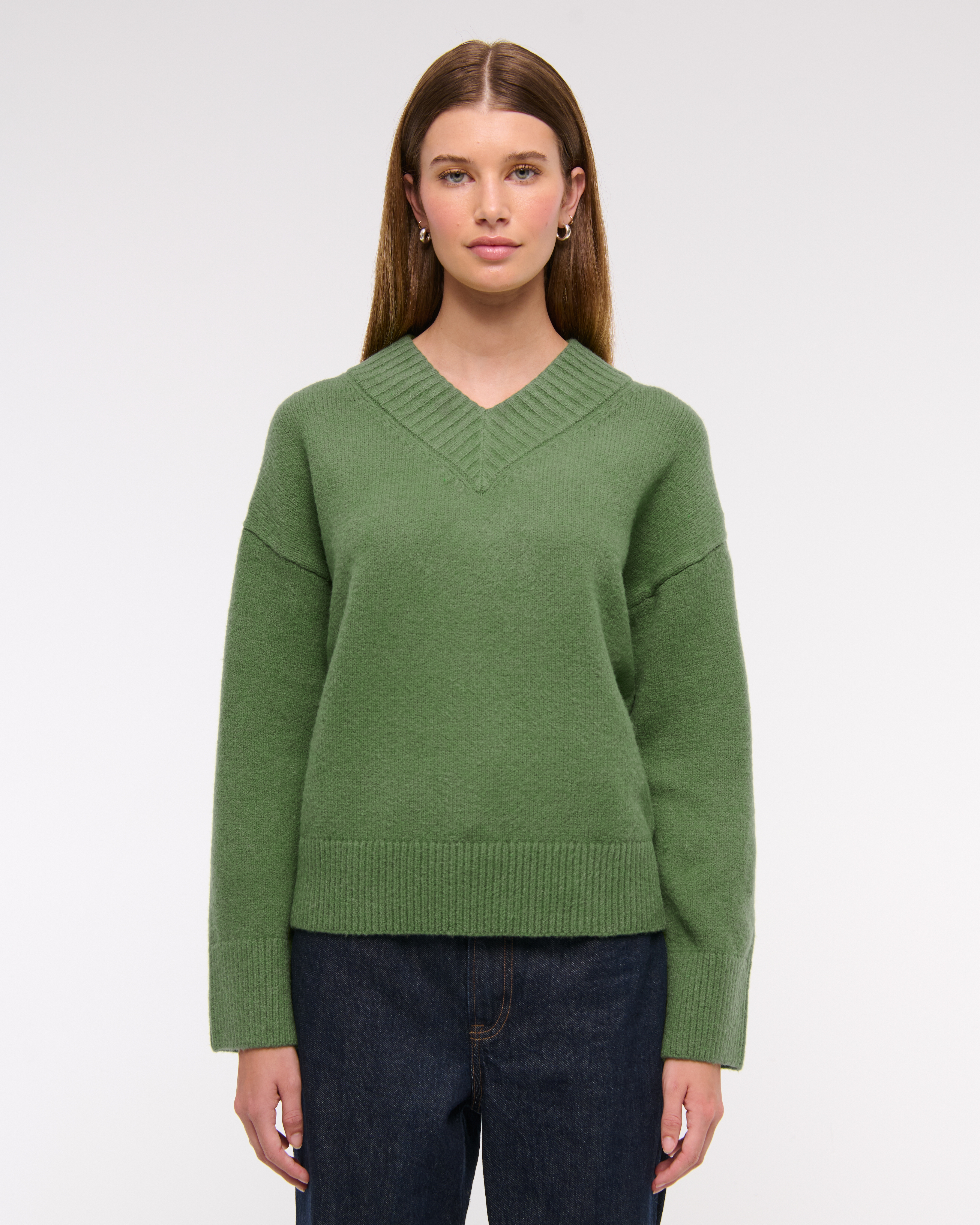 Abercrombie & Fitch High V-neck Sweater In Green